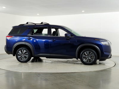 2023 Nissan Pathfinder SV 4WD