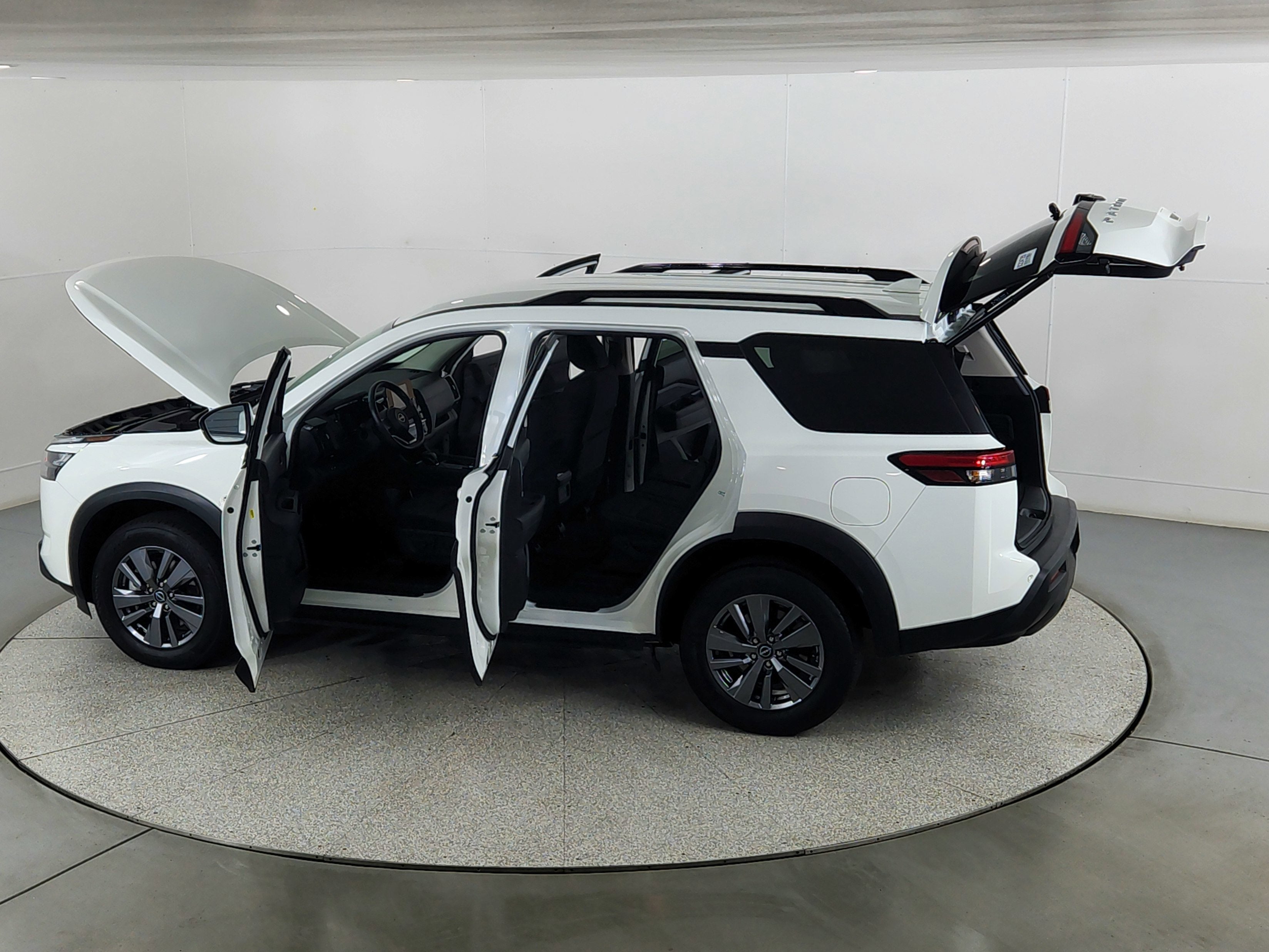 2025 Nissan Pathfinder SV 4WD