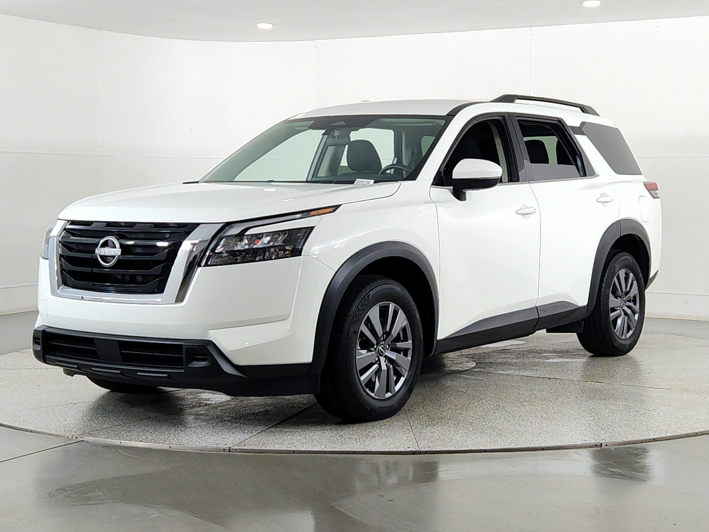 2025 Nissan Pathfinder SV 4WD
