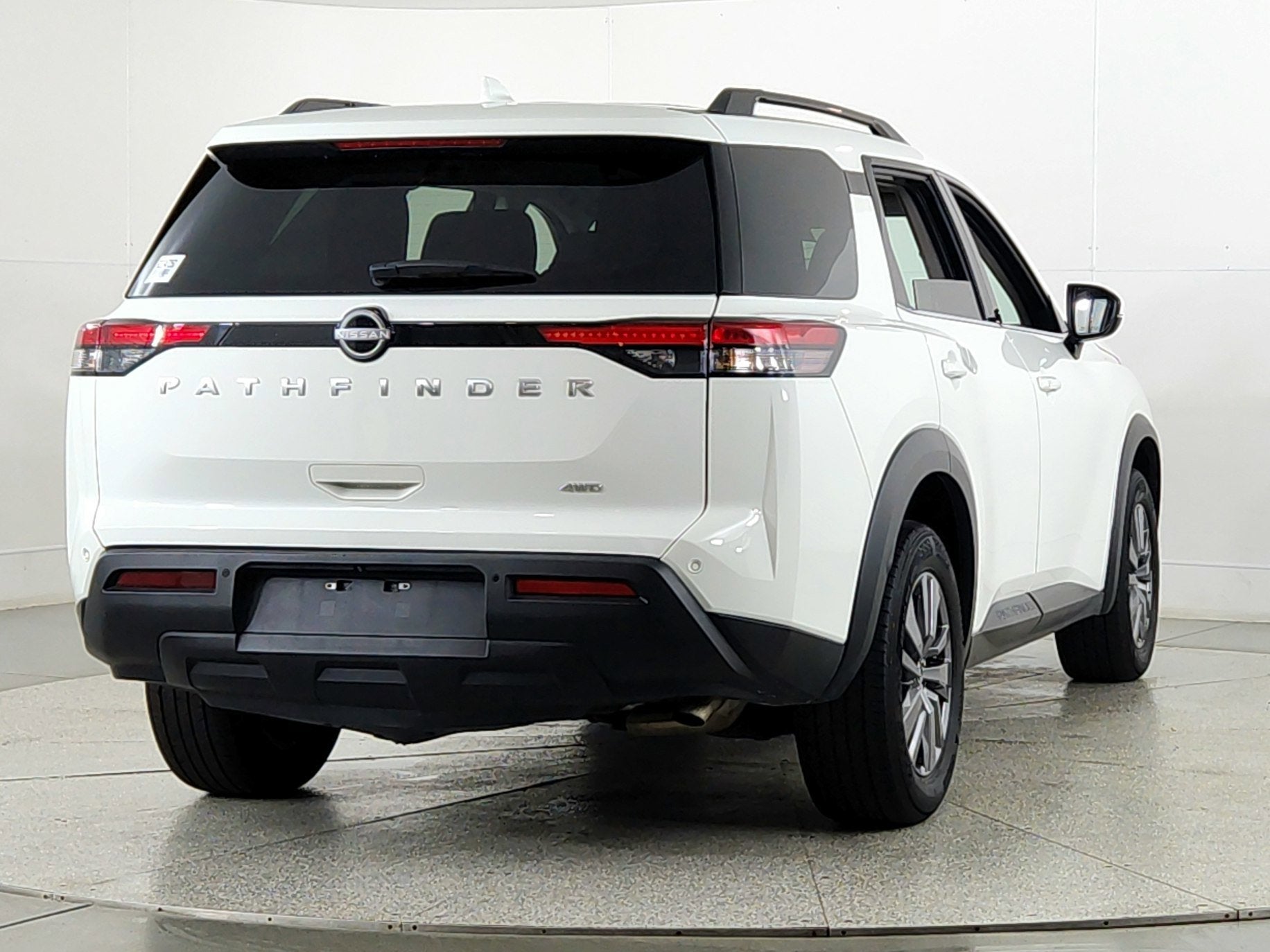 2025 Nissan Pathfinder SV 4WD