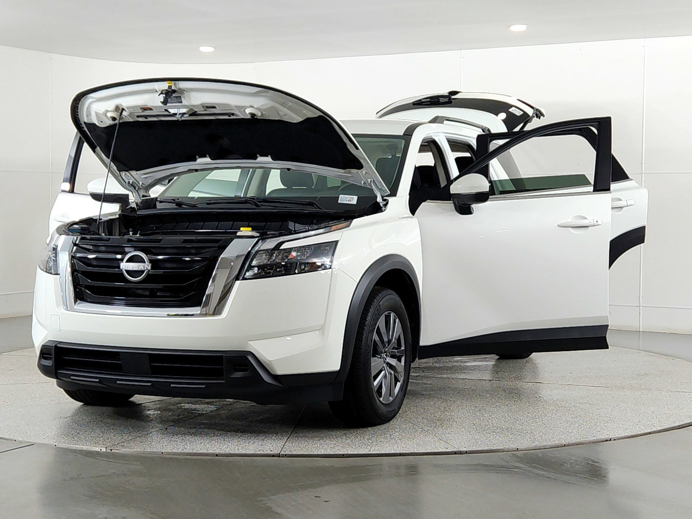 2025 Nissan Pathfinder SV 4WD