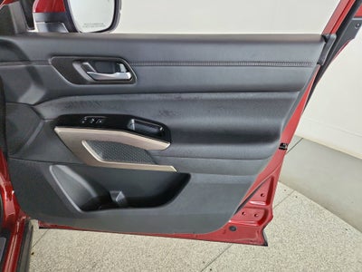 2025 Nissan Pathfinder Platinum 4WD