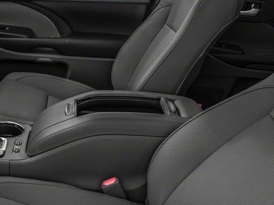 2017 Toyota Highlander Base