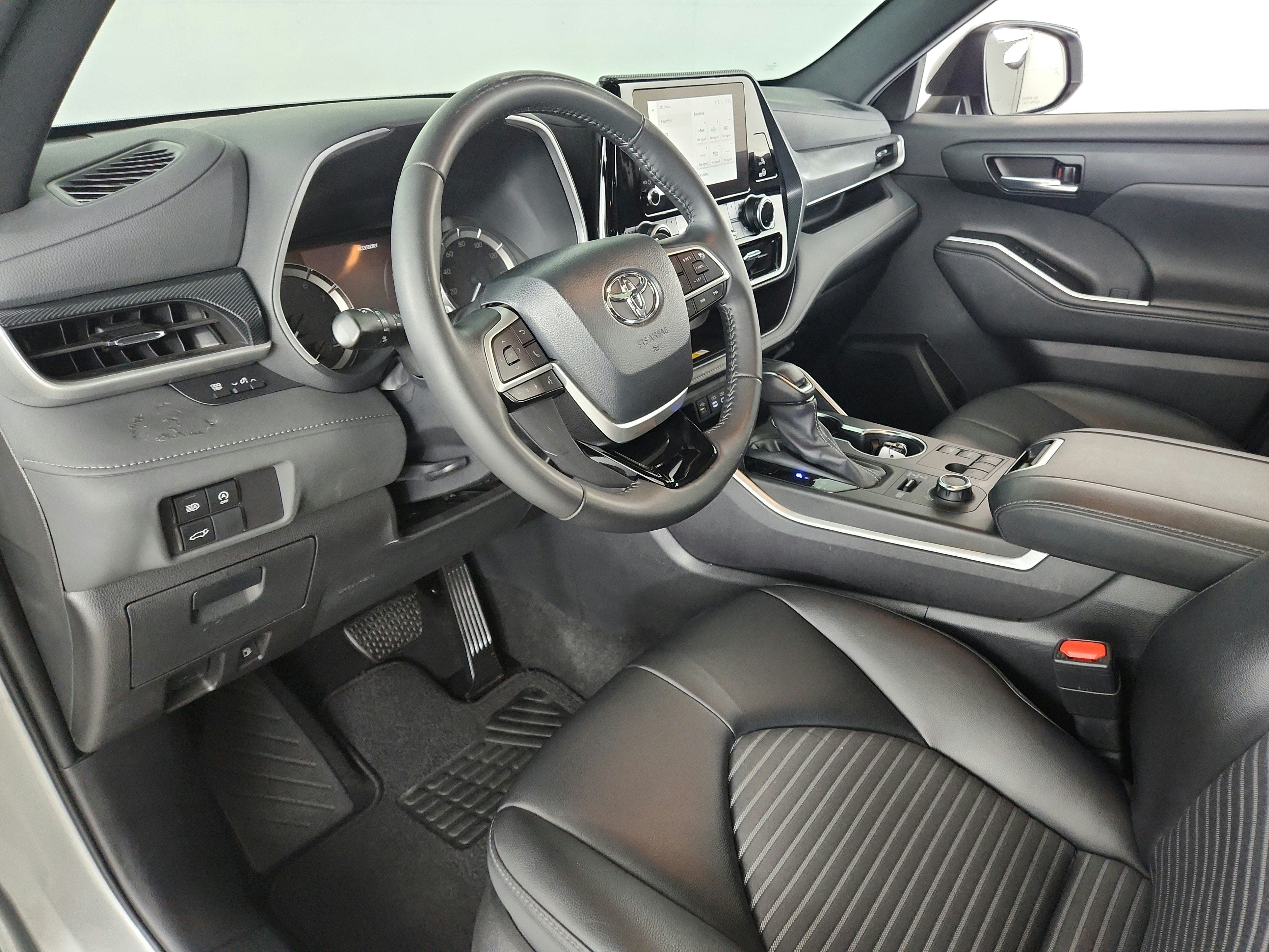 2024 Toyota Highlander XSE