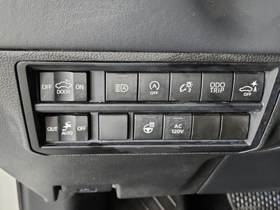 2022 Toyota Tundra 4WD Platinum