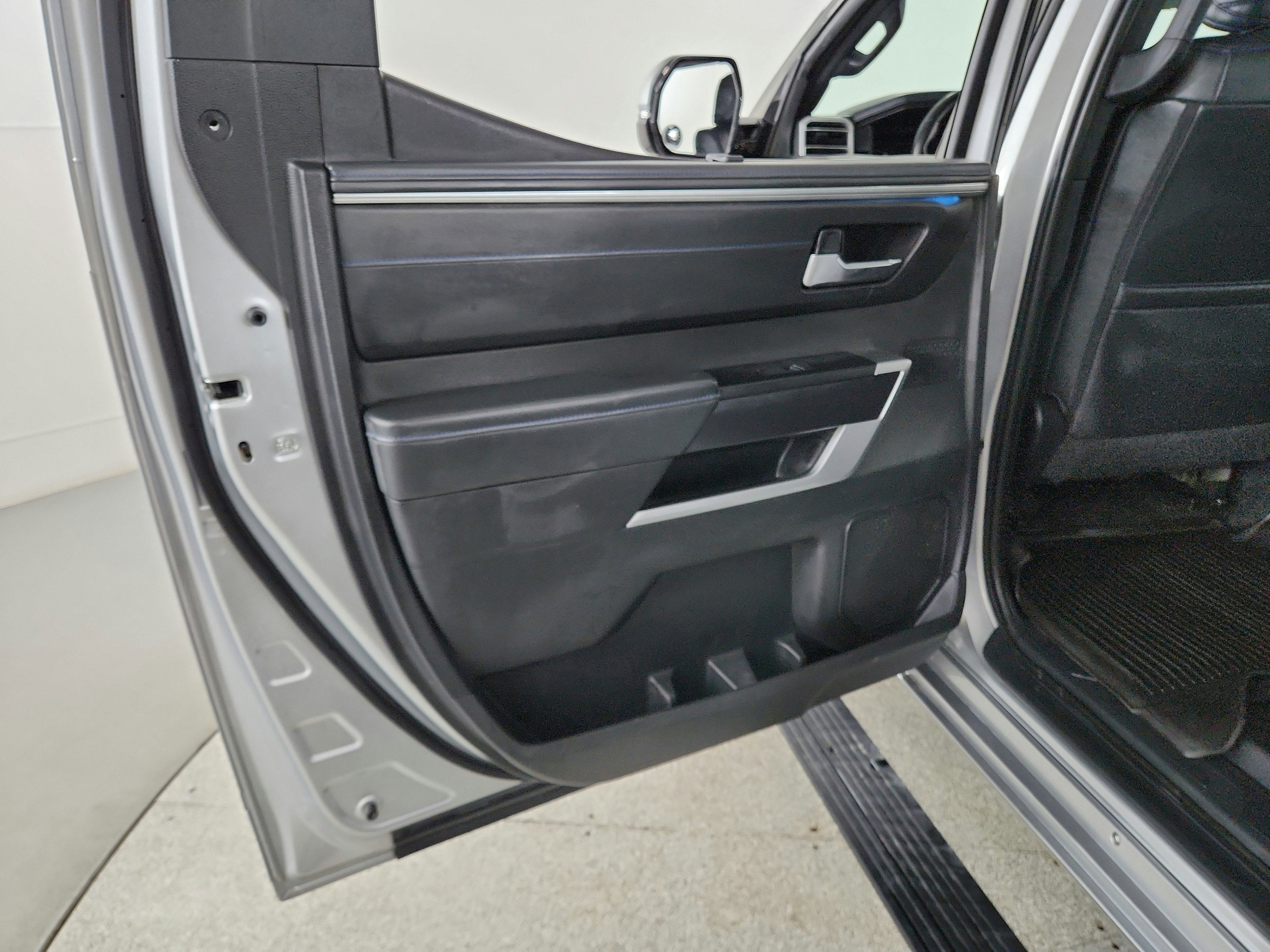 2022 Toyota Tundra 4WD Platinum