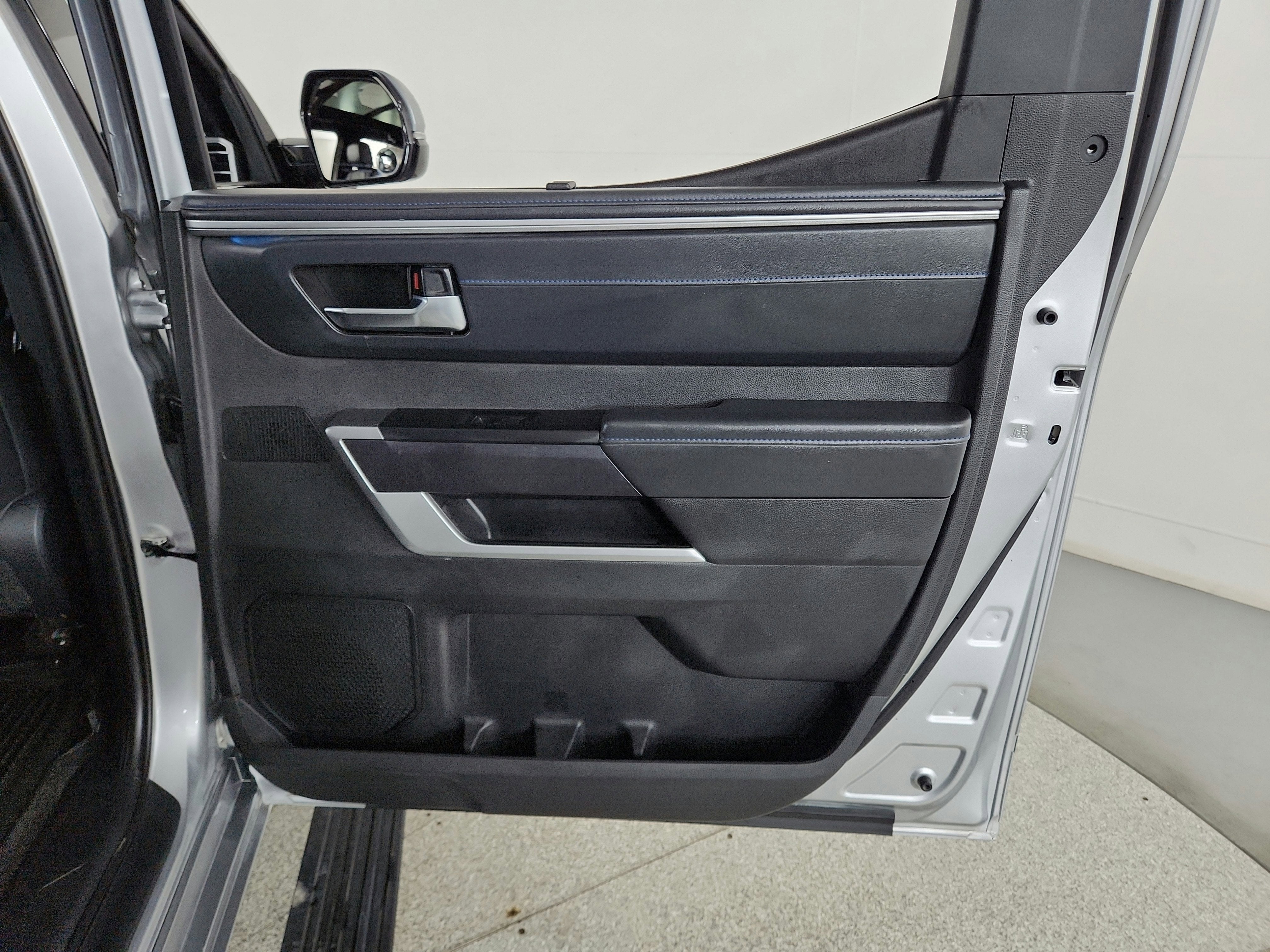 2022 Toyota Tundra 4WD Platinum
