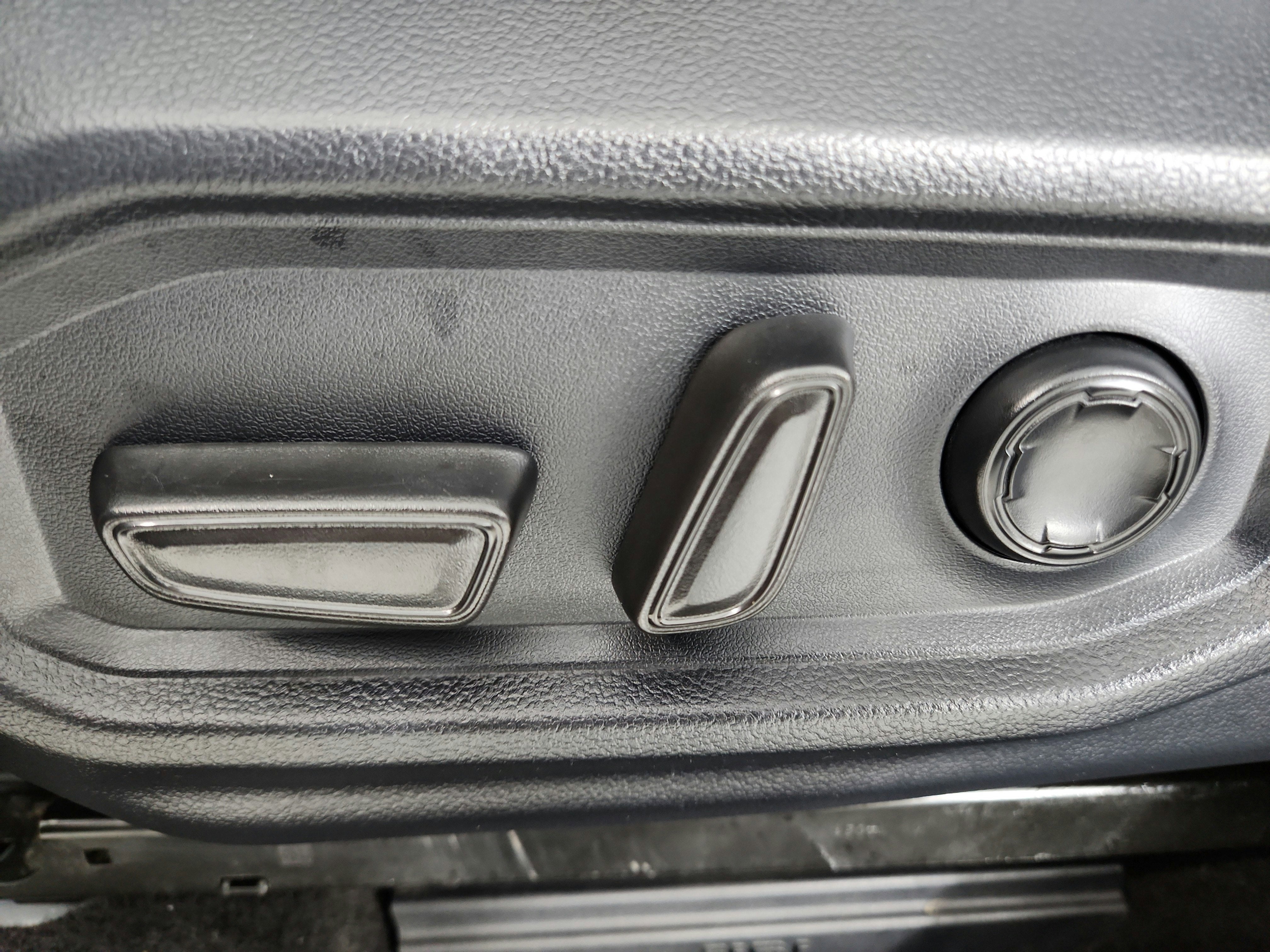 2022 Toyota Tundra 4WD Platinum