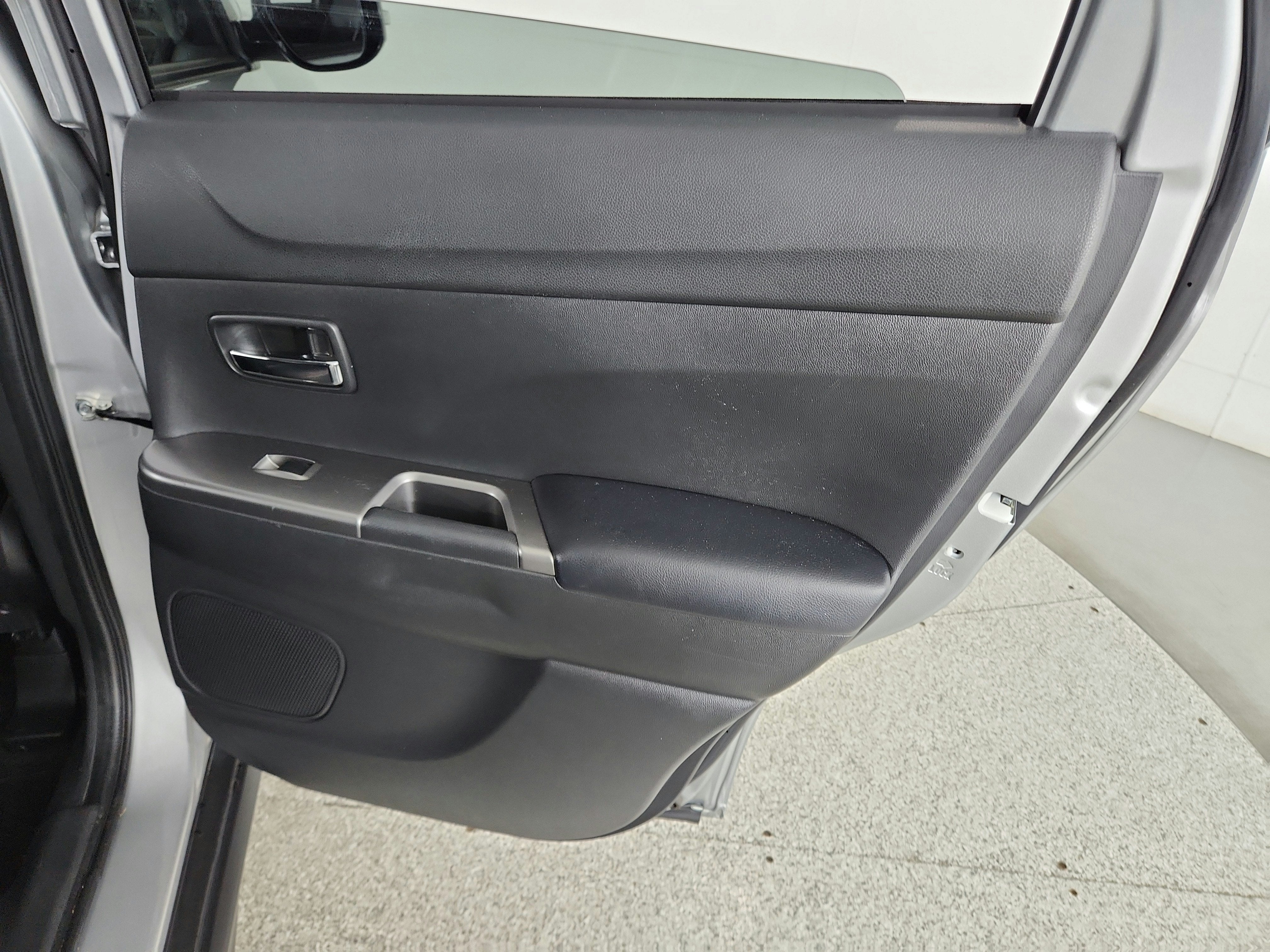 2024 Mitsubishi Outlander Sport Base