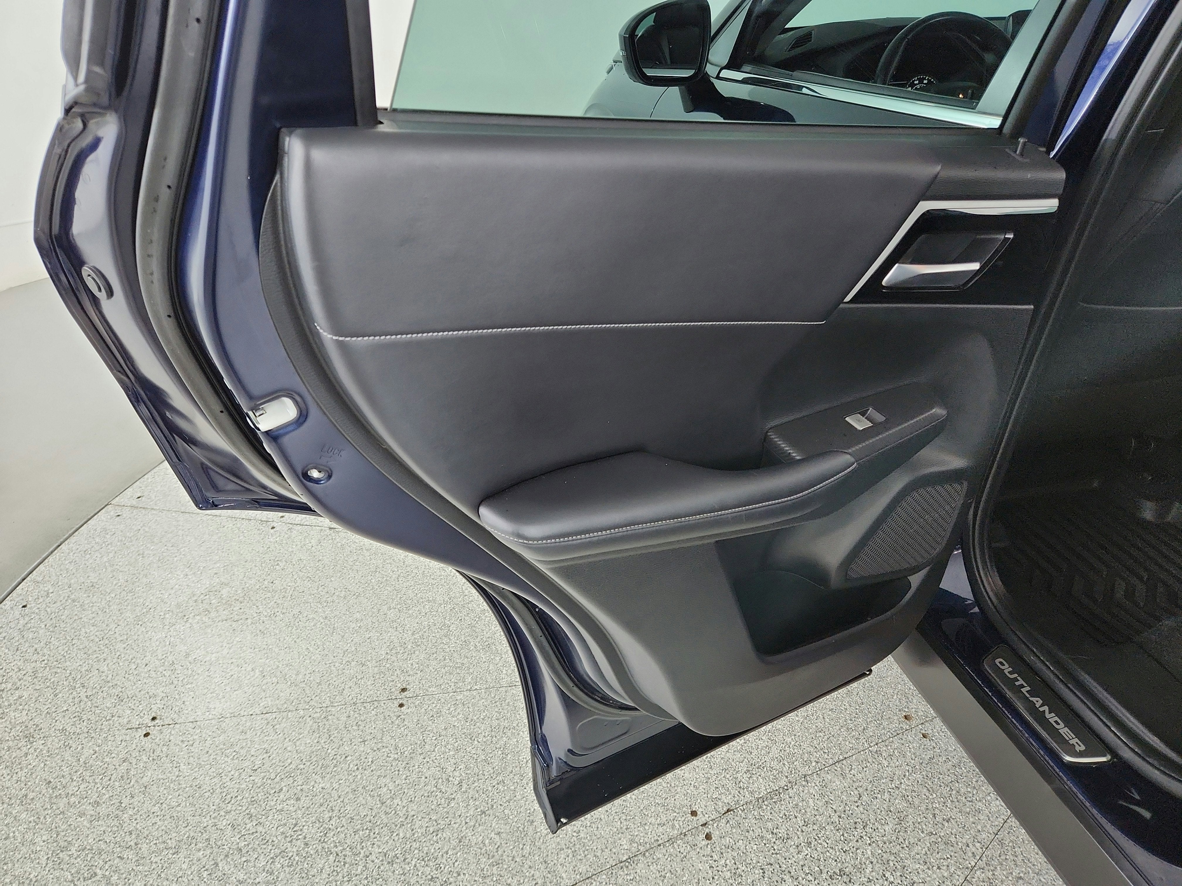 2023 Mitsubishi Outlander SE Special Editiont S-AWC