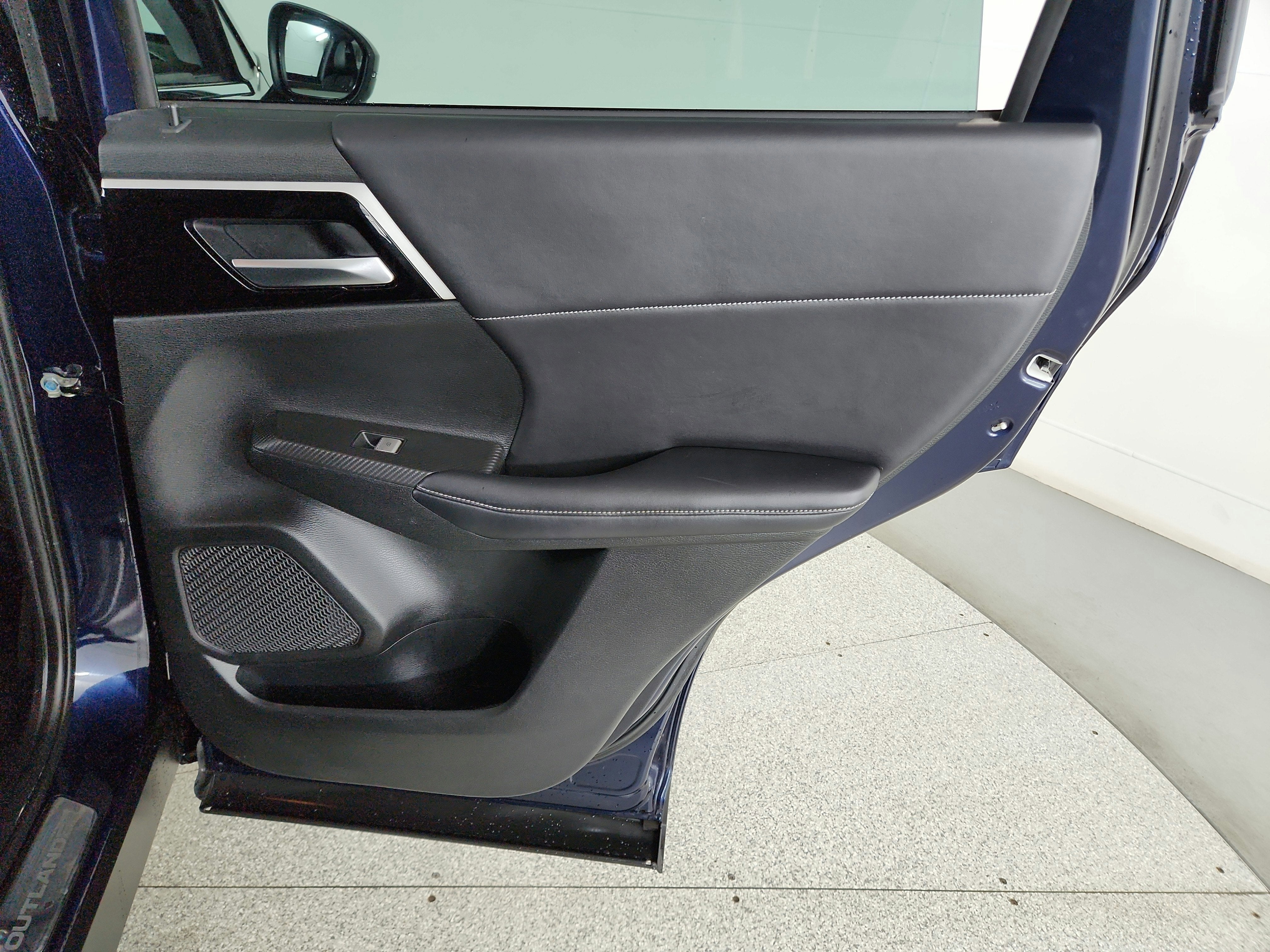 2023 Mitsubishi Outlander SE Special Editiont S-AWC