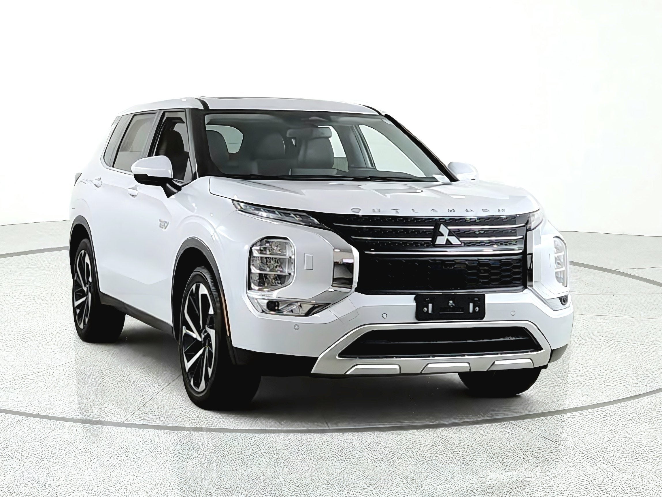 2024 Mitsubishi Outlander Plug-In Hybrid Base