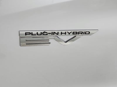 2024 Mitsubishi Outlander Plug-In Hybrid Base