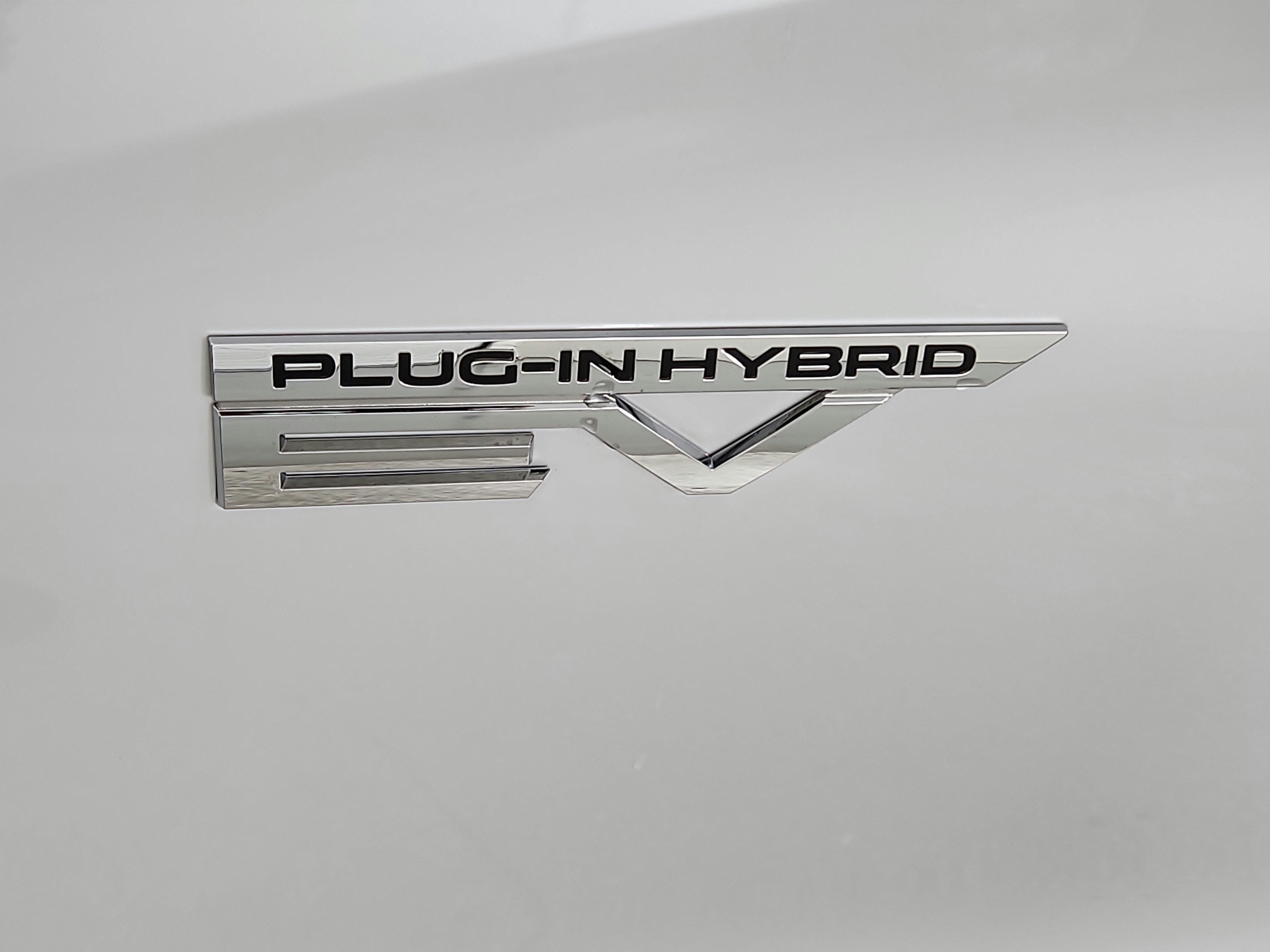 2024 Mitsubishi Outlander Plug-In Hybrid Base