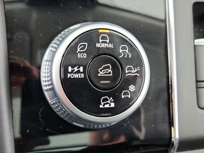 2024 Mitsubishi Outlander Plug-In Hybrid Base