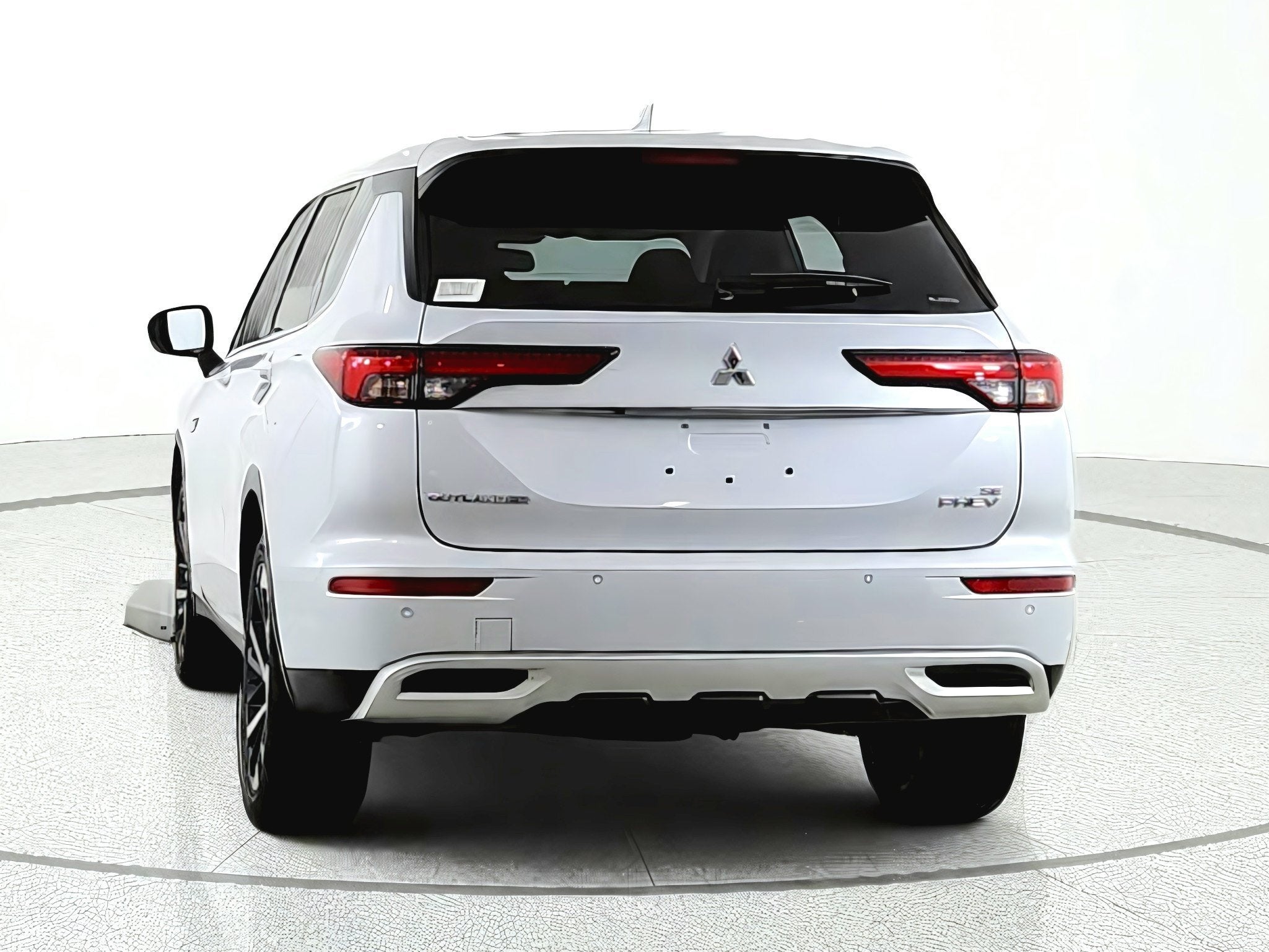 2024 Mitsubishi Outlander Plug-In Hybrid Base