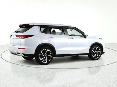 2024 Mitsubishi Outlander Plug-In Hybrid Base