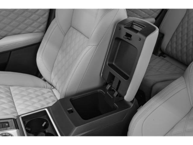 2025 Mitsubishi Outlander Plug-In Hybrid Base