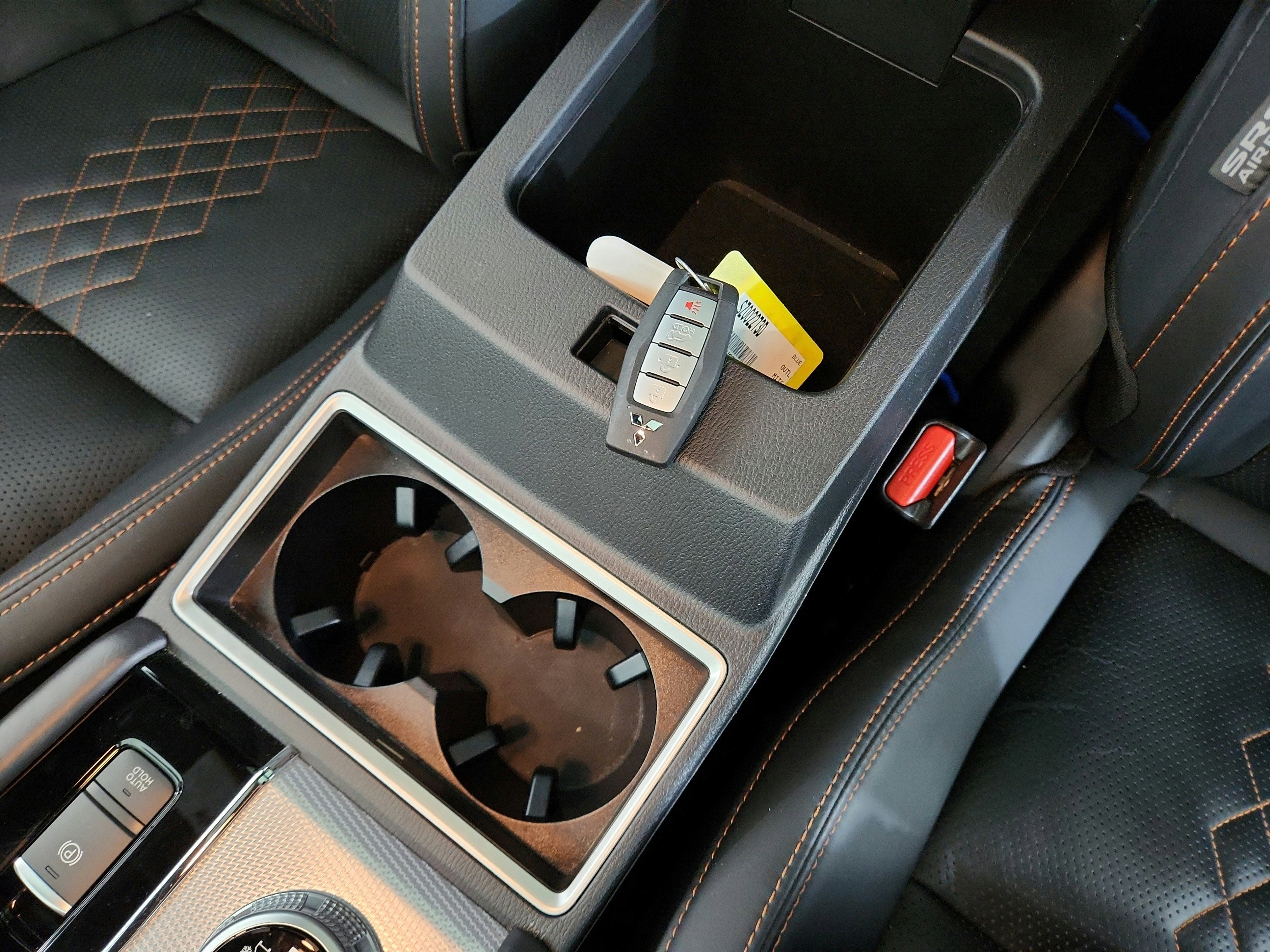 2025 Mitsubishi Outlander Plug-In Hybrid Base
