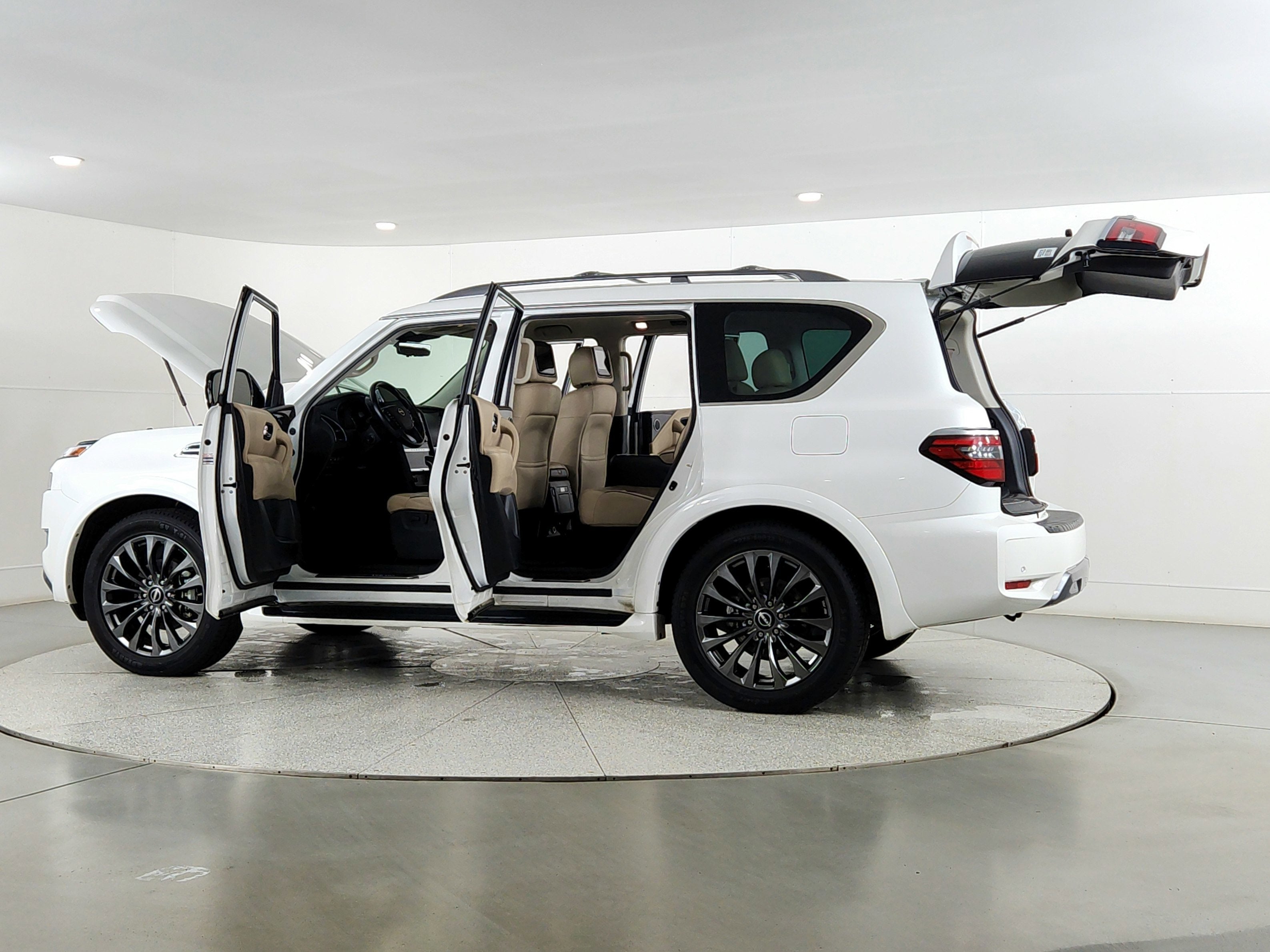 2023 Nissan Armada Platinum 4WD