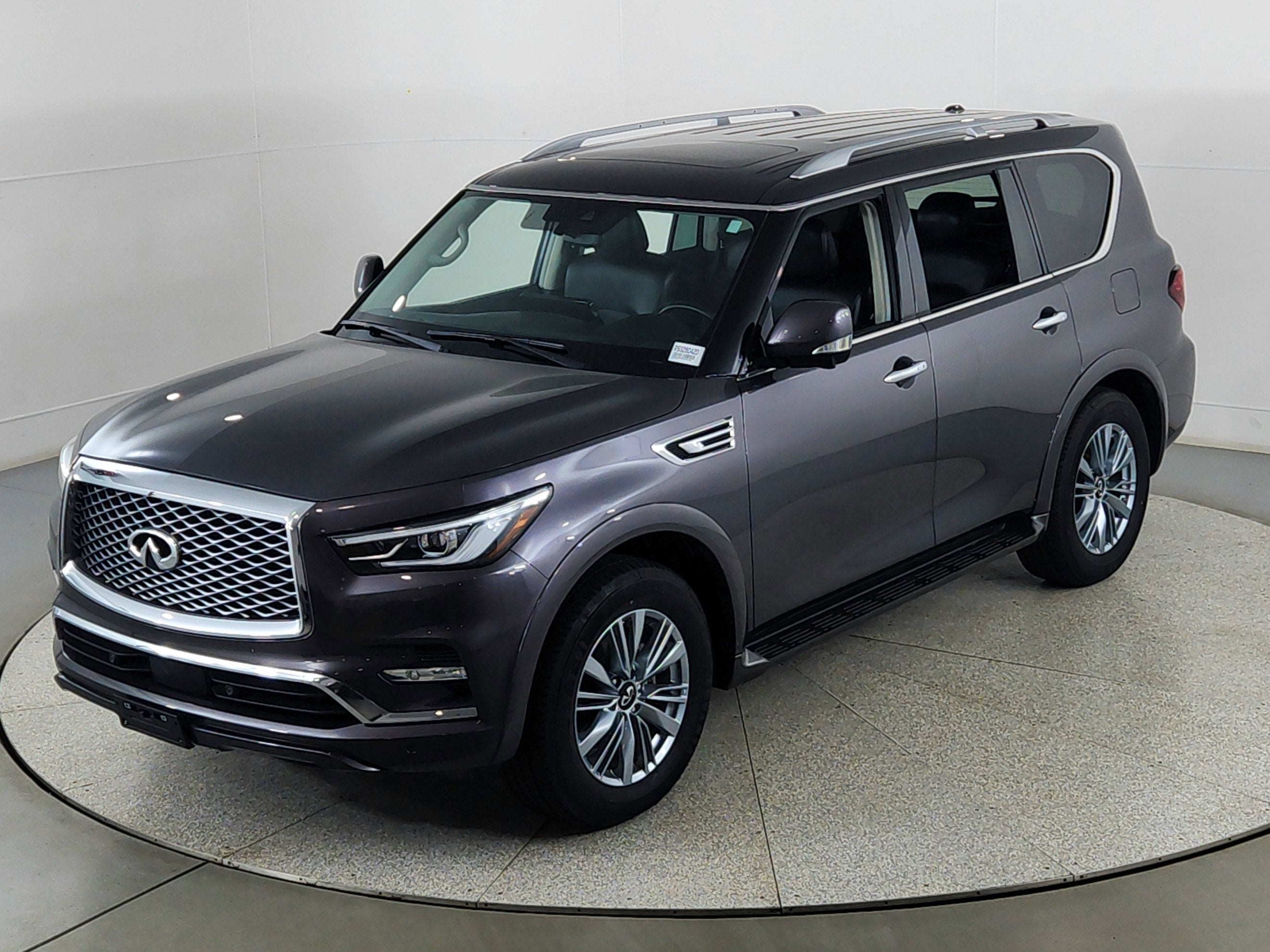 2024 INFINITI QX80 LUXE AWD