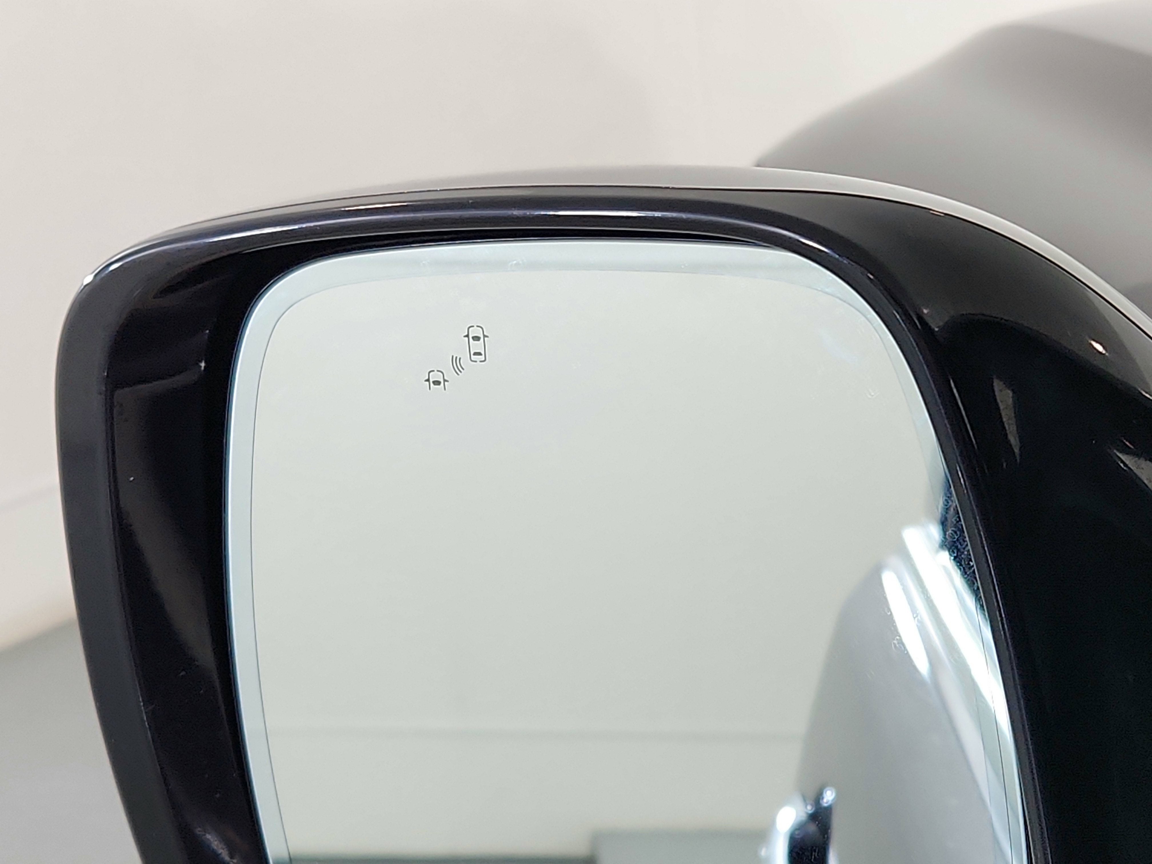 2024 INFINITI QX80 LUXE AWD