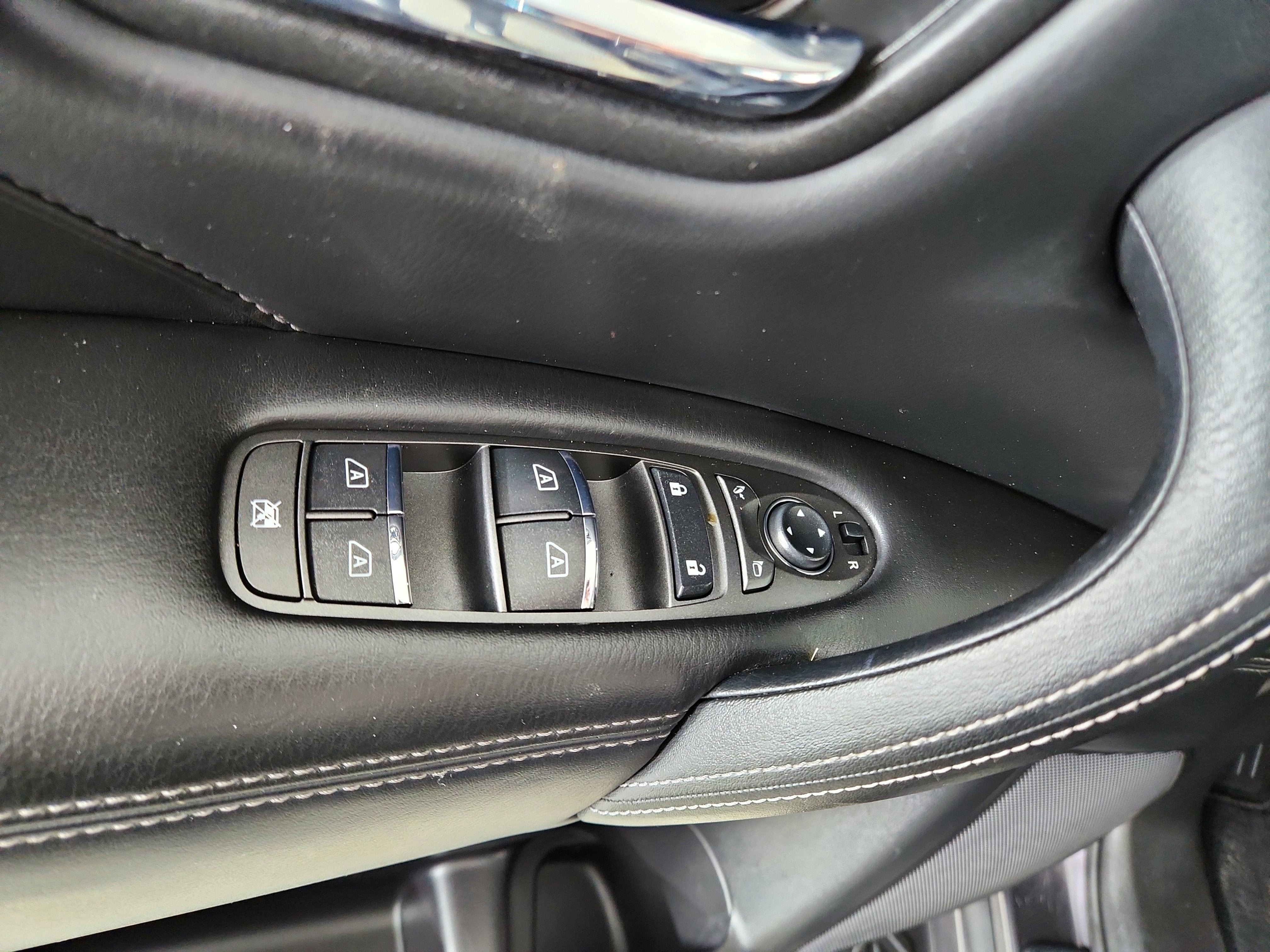 2024 INFINITI QX80 LUXE AWD