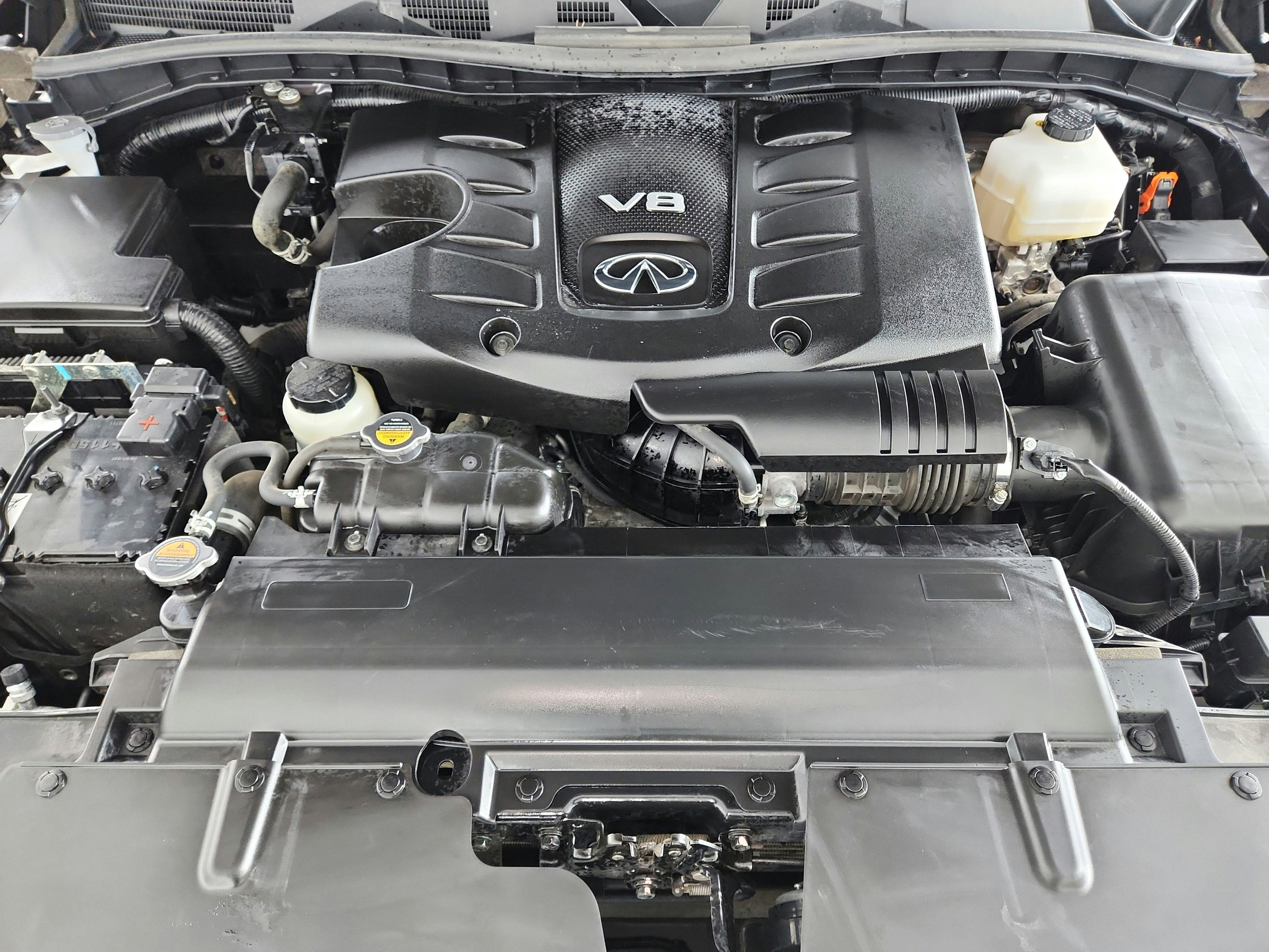 2024 INFINITI QX80 LUXE AWD