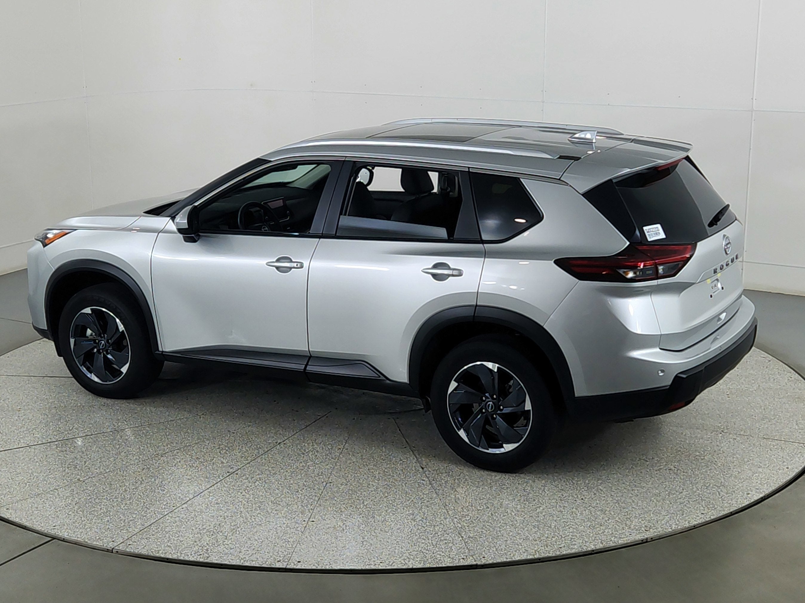 2025 Nissan Rogue SV FWD