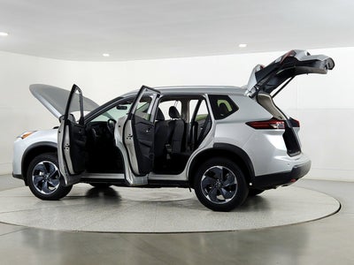 2025 Nissan Rogue SV FWD