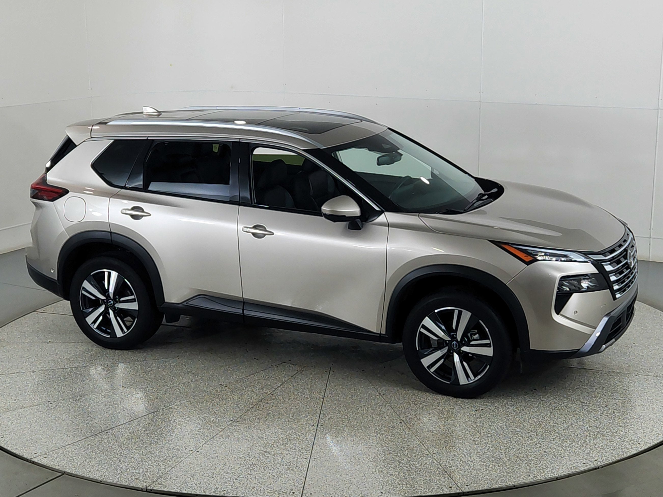 2024 Nissan Rogue SL FWD