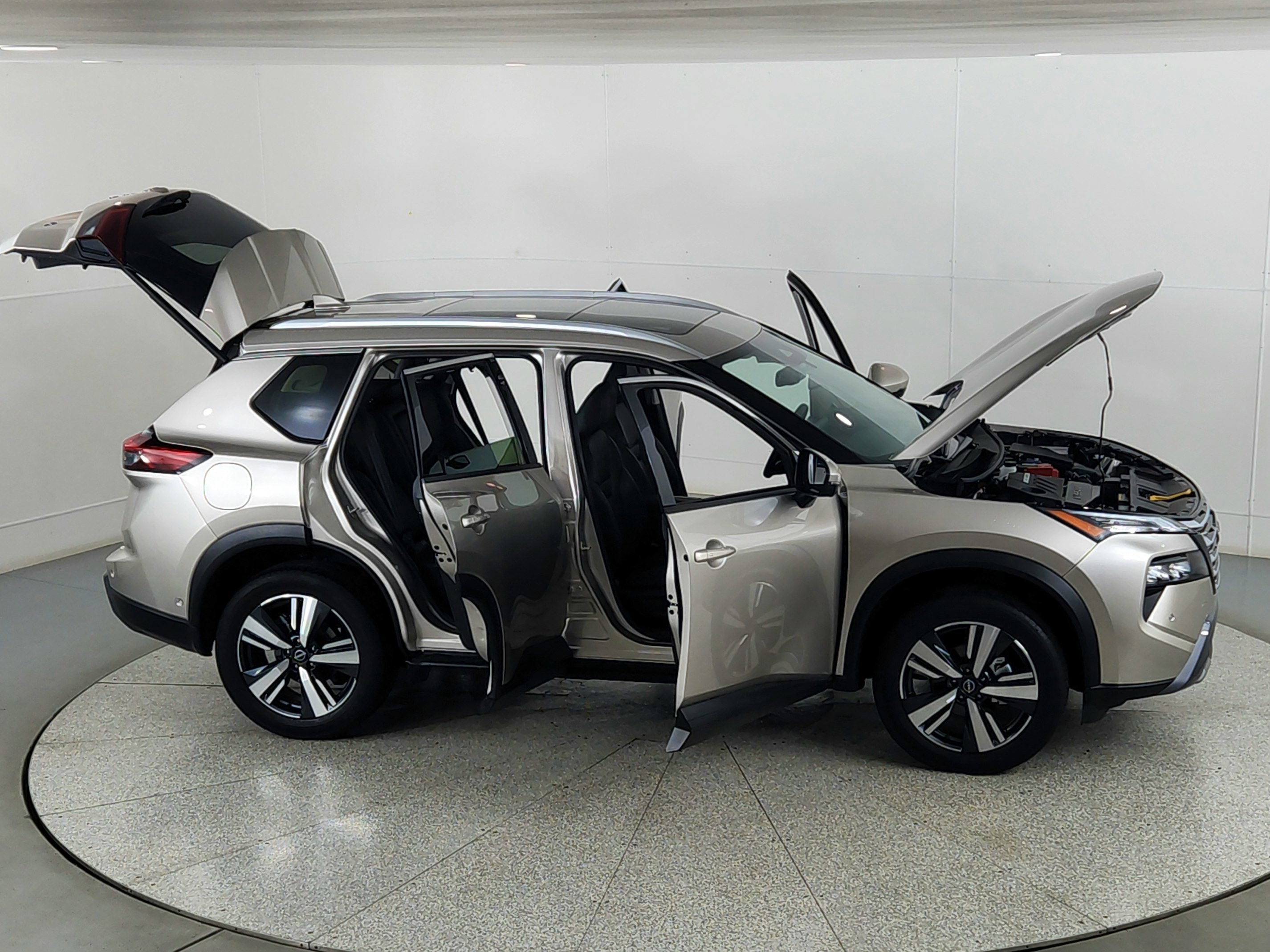 2024 Nissan Rogue SL FWD