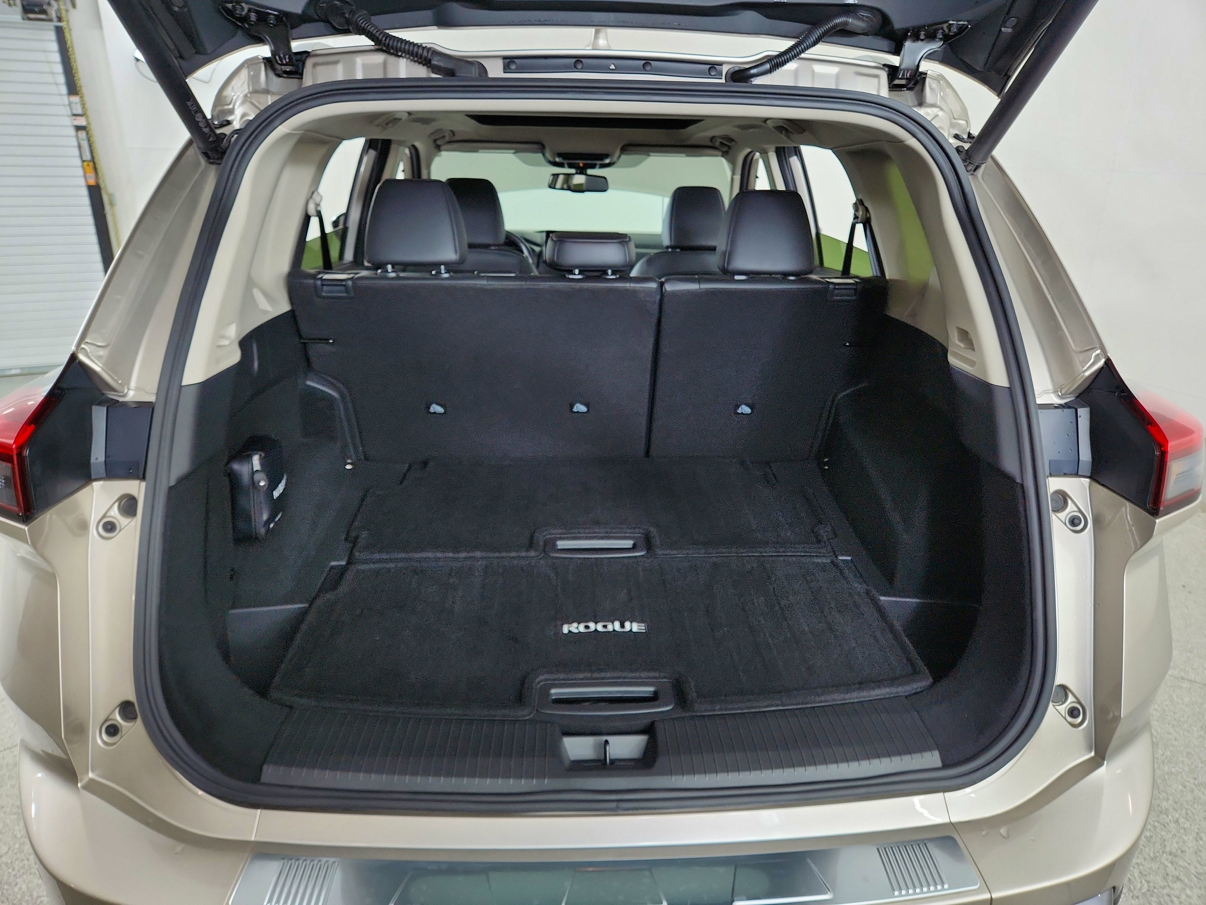 2024 Nissan Rogue SL FWD