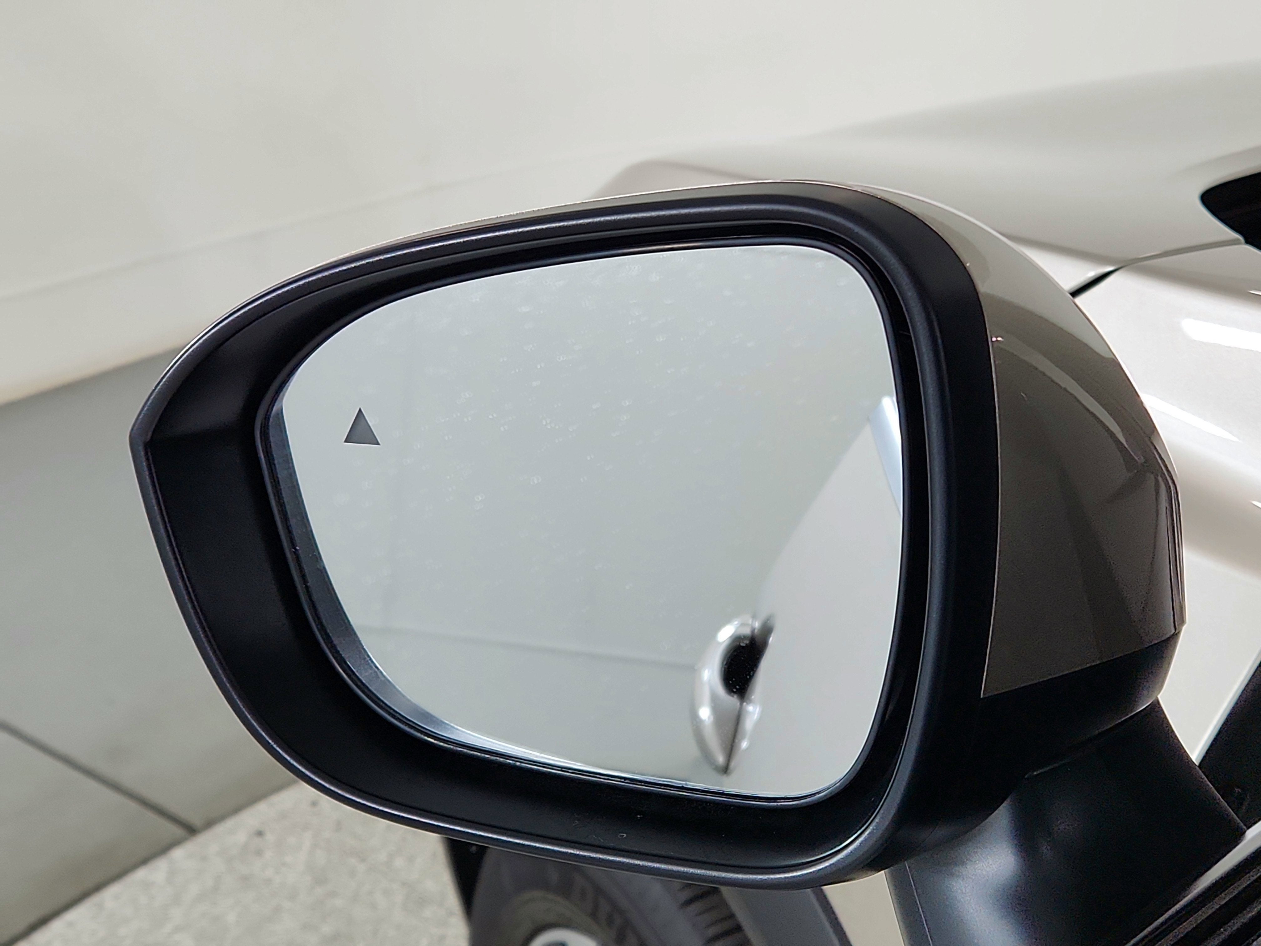 2024 Nissan Rogue SL FWD