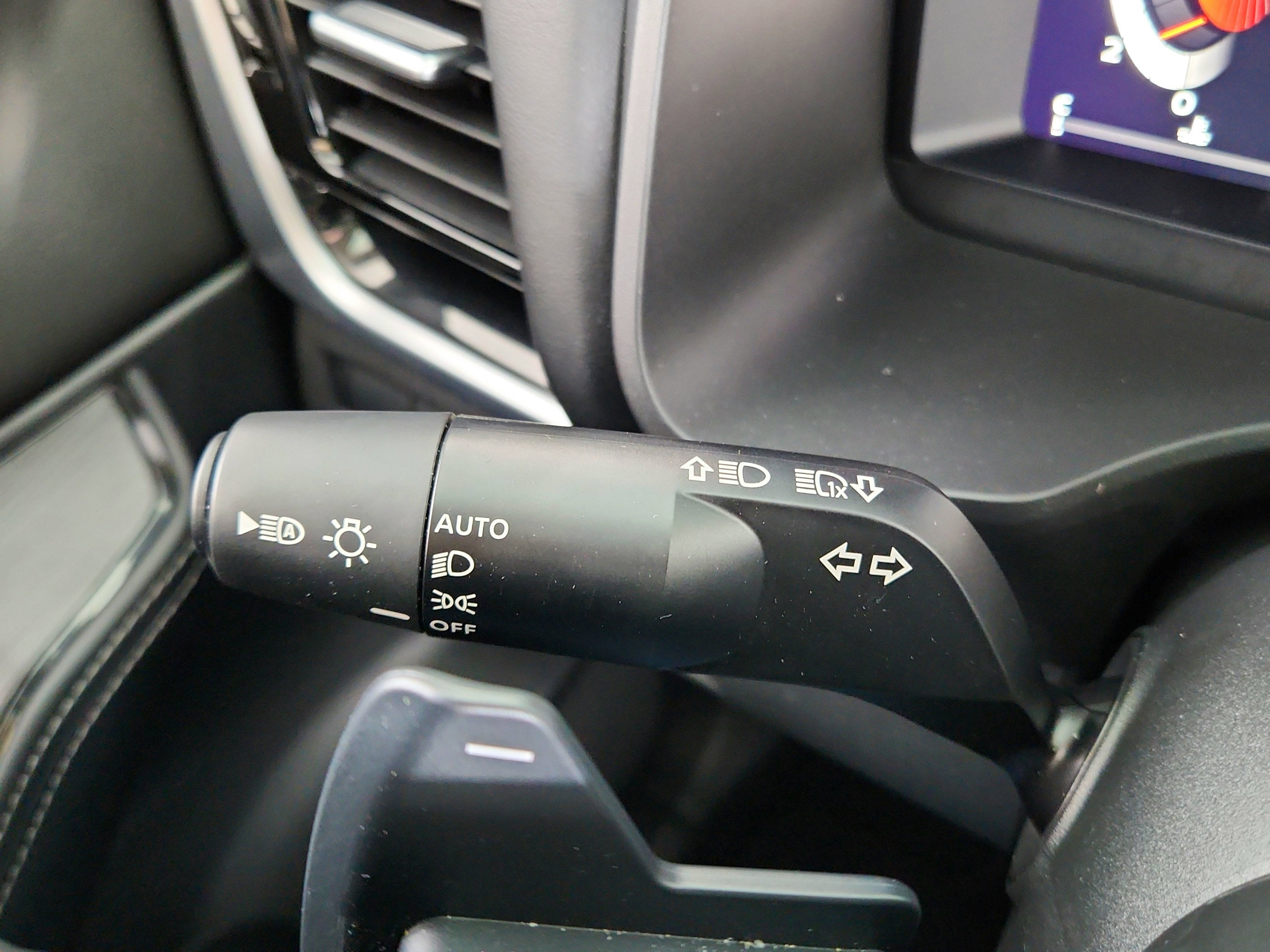 2024 Nissan Rogue SL FWD