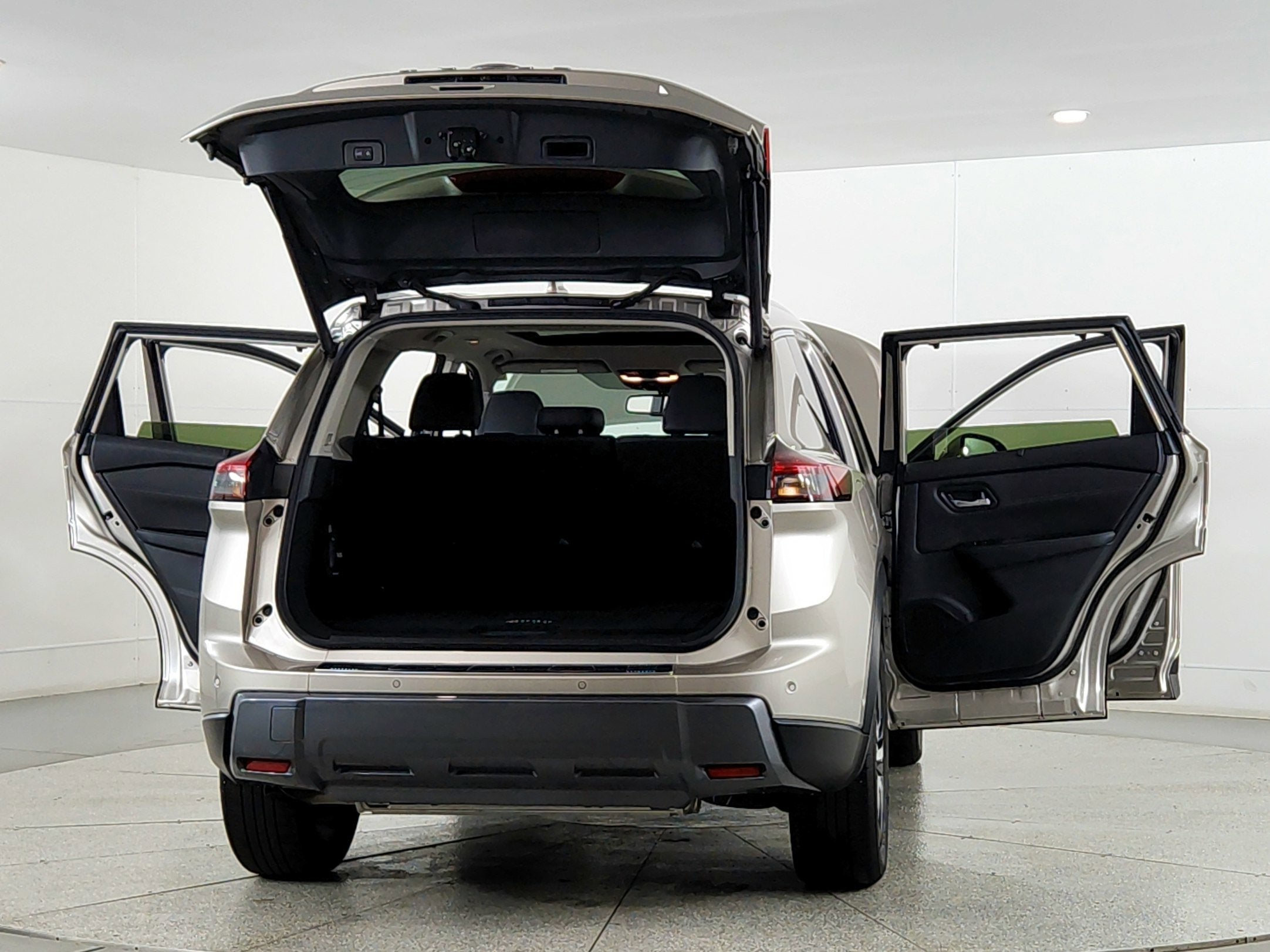 2024 Nissan Rogue SL FWD