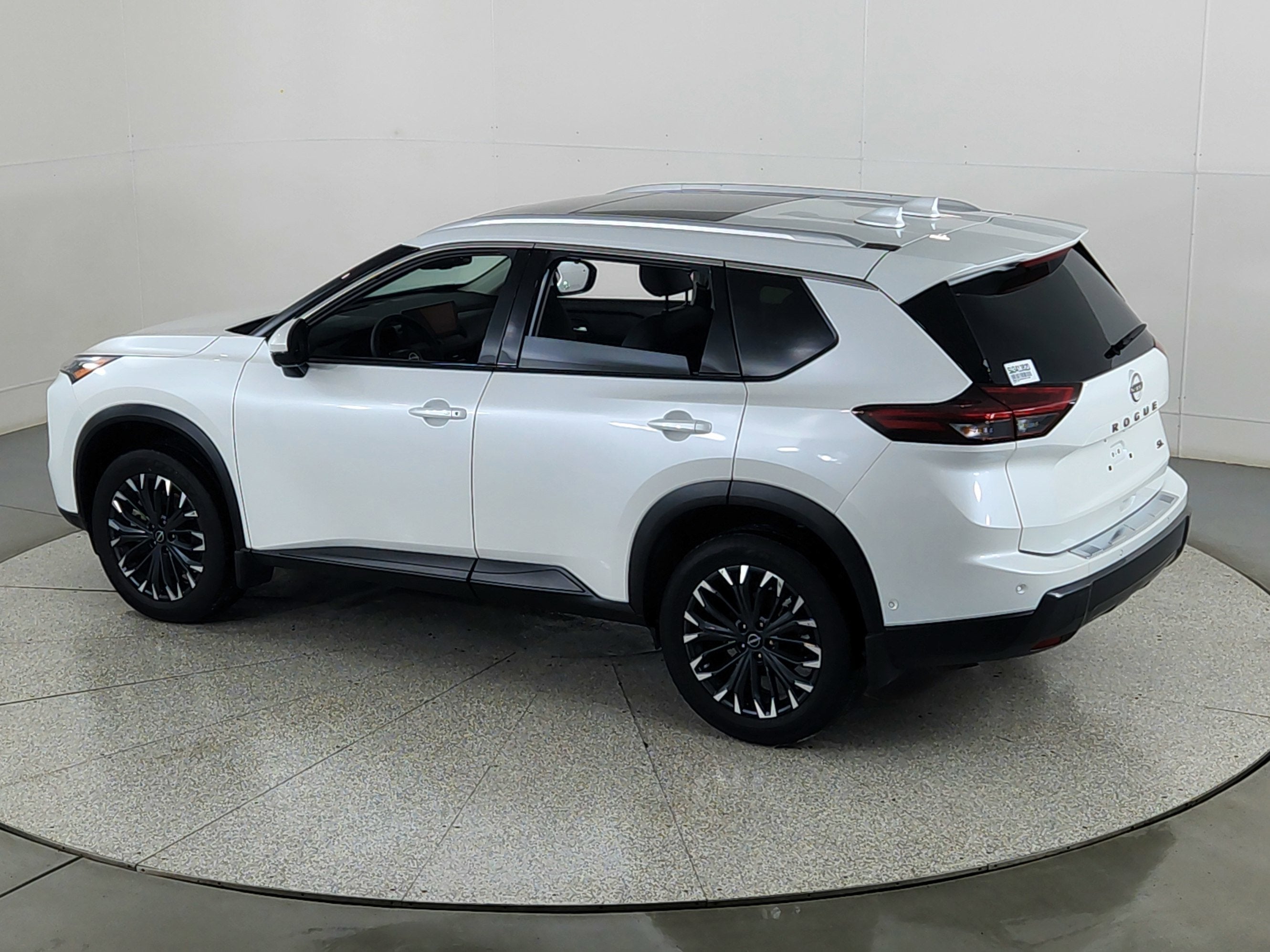 2025 Nissan Rogue SL FWD