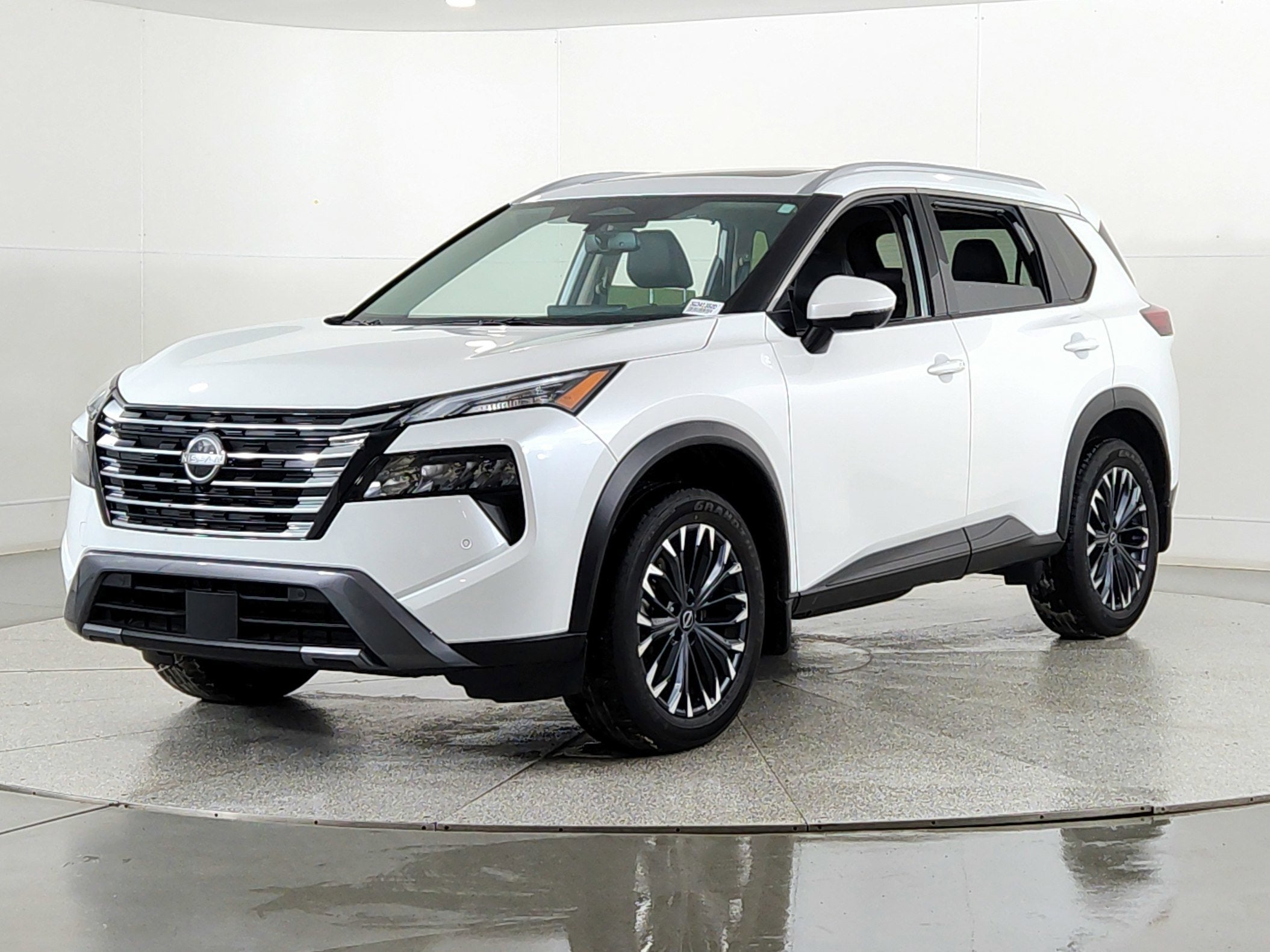 2025 Nissan Rogue SL FWD