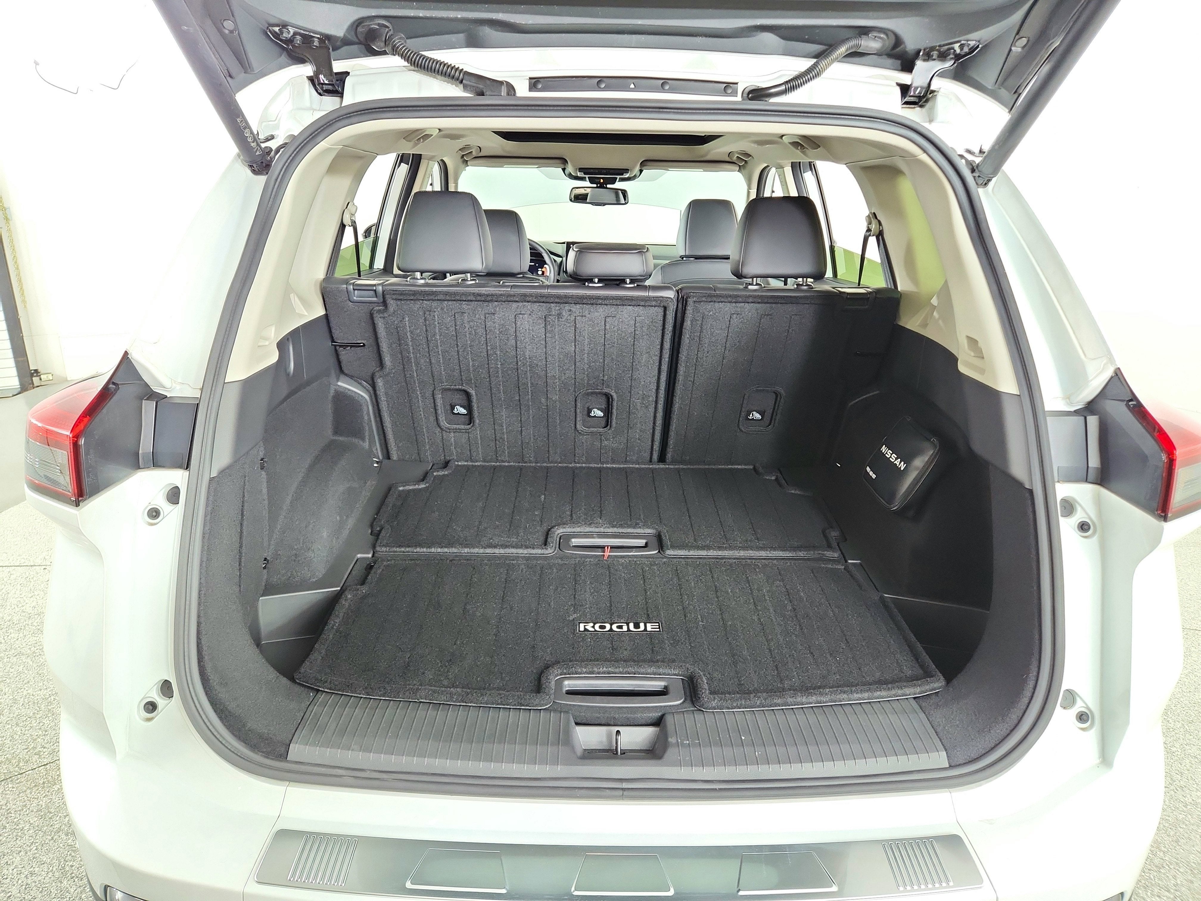 2025 Nissan Rogue SL FWD