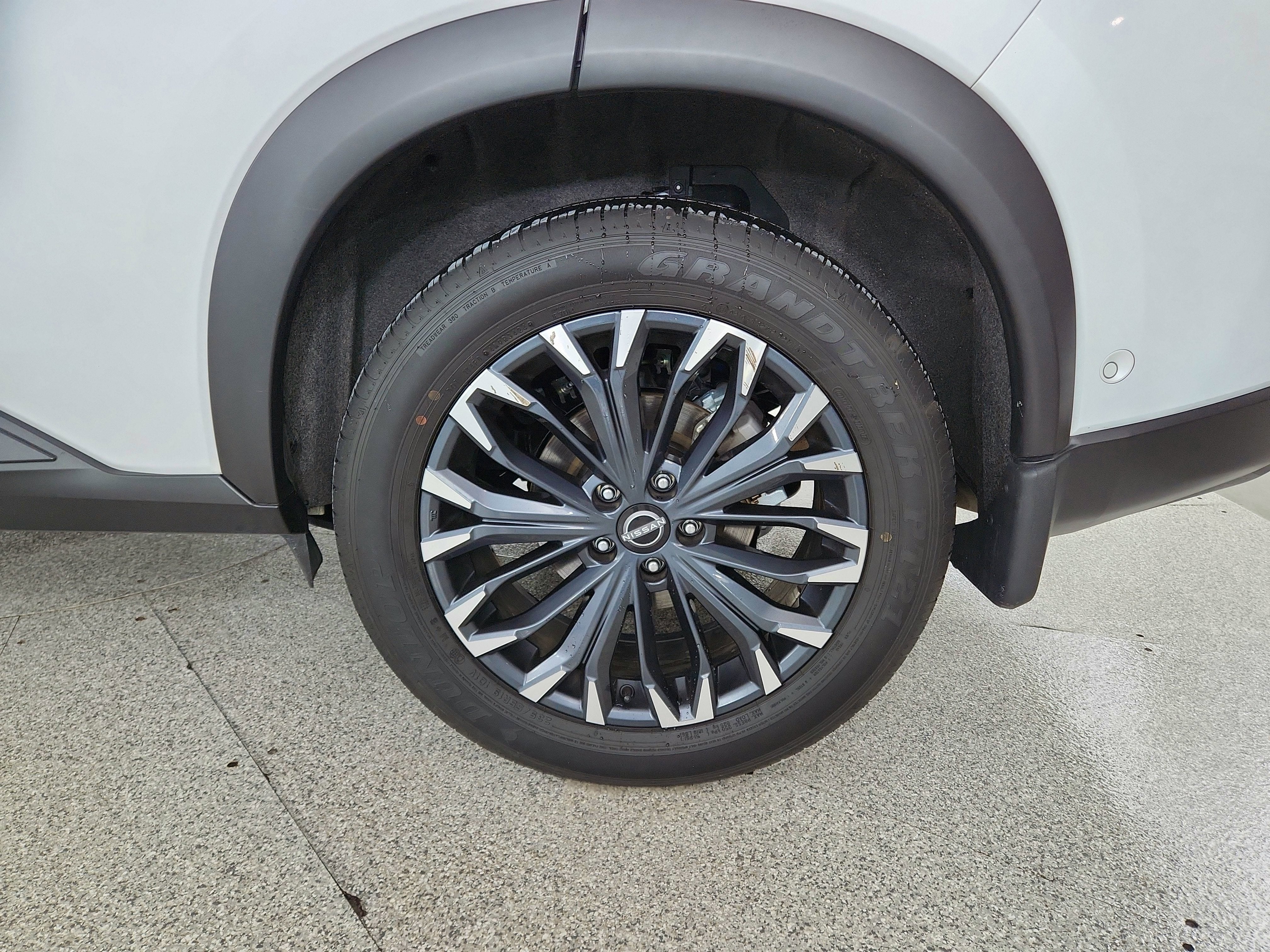 2025 Nissan Rogue SL FWD