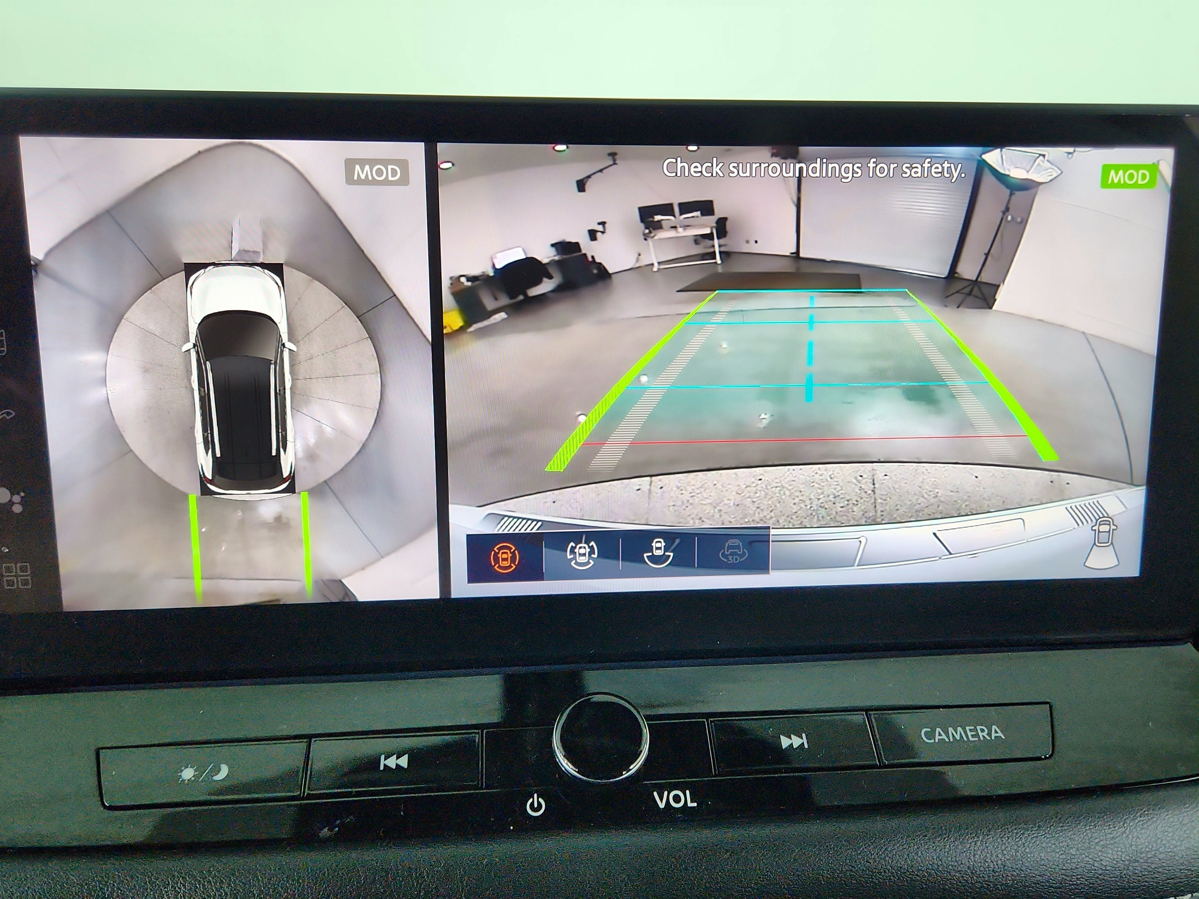 2025 Nissan Rogue SL FWD