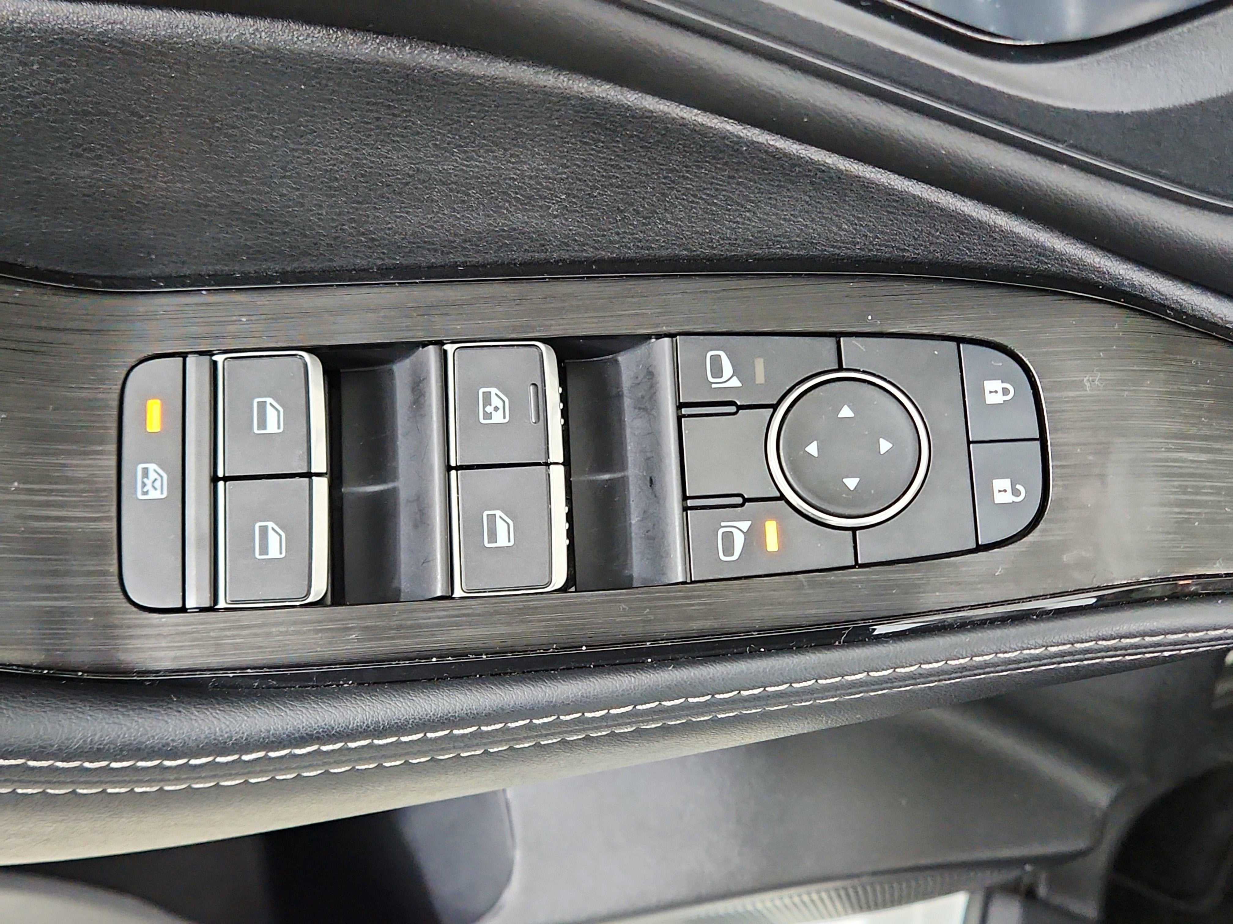 2025 Nissan Rogue SL FWD