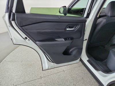 2025 Nissan Rogue SL FWD