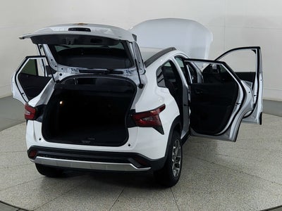 2025 Chevrolet Trax FWD LT