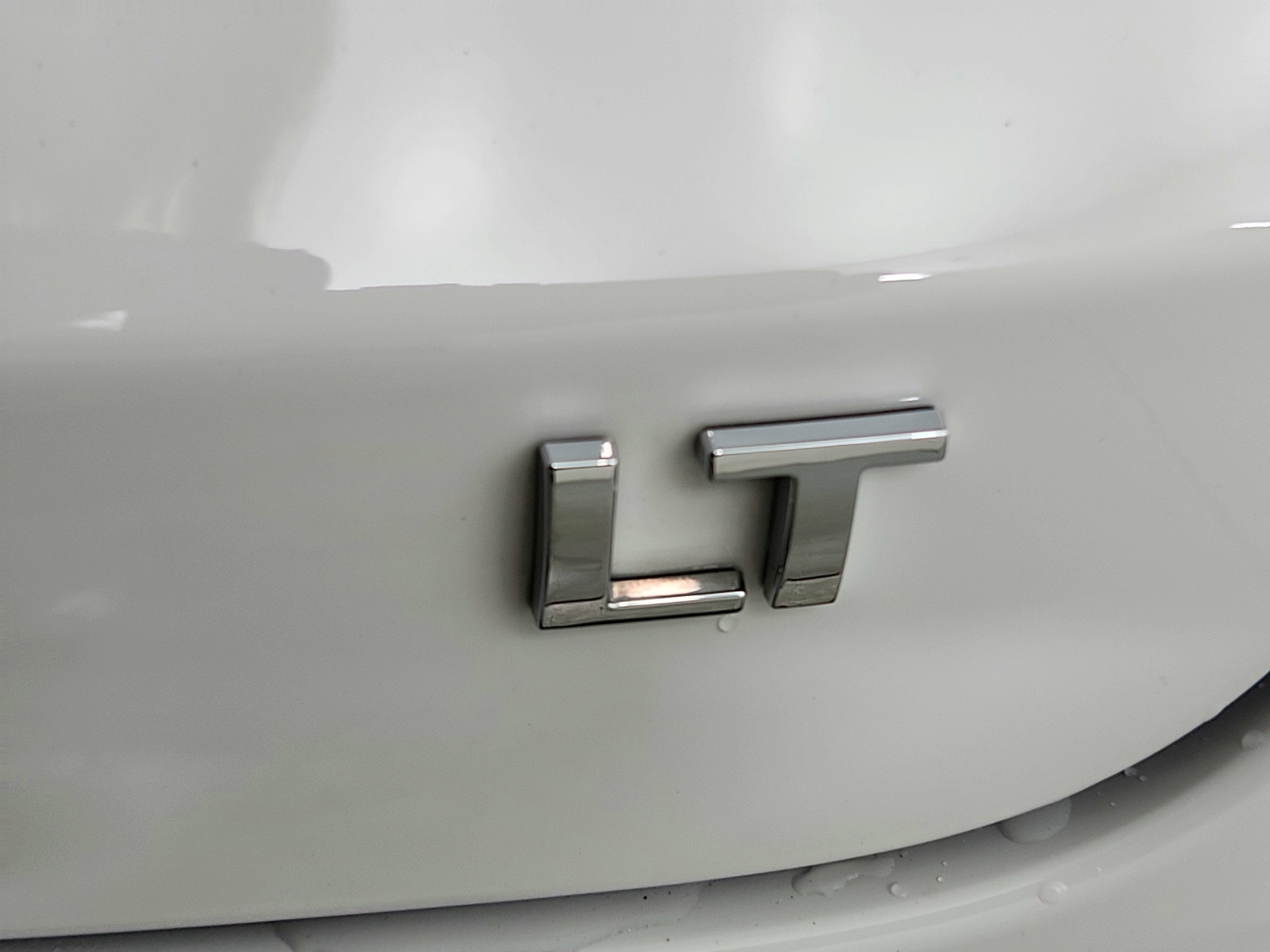 2025 Chevrolet Trax FWD LT