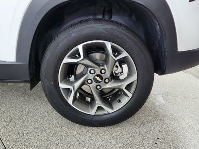 2025 Chevrolet Trax FWD LT