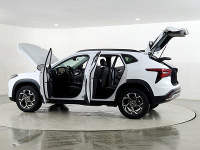 2025 Chevrolet Trax FWD LT