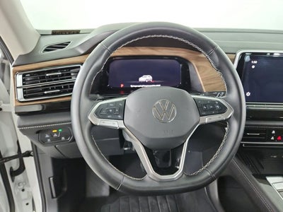 2025 Volkswagen Atlas 2.0T SE w/Technology
