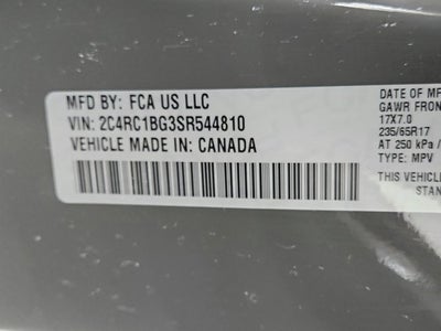 2025 Chrysler Pacifica Select