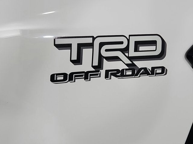 2025 Toyota Tacoma 4WD SR5